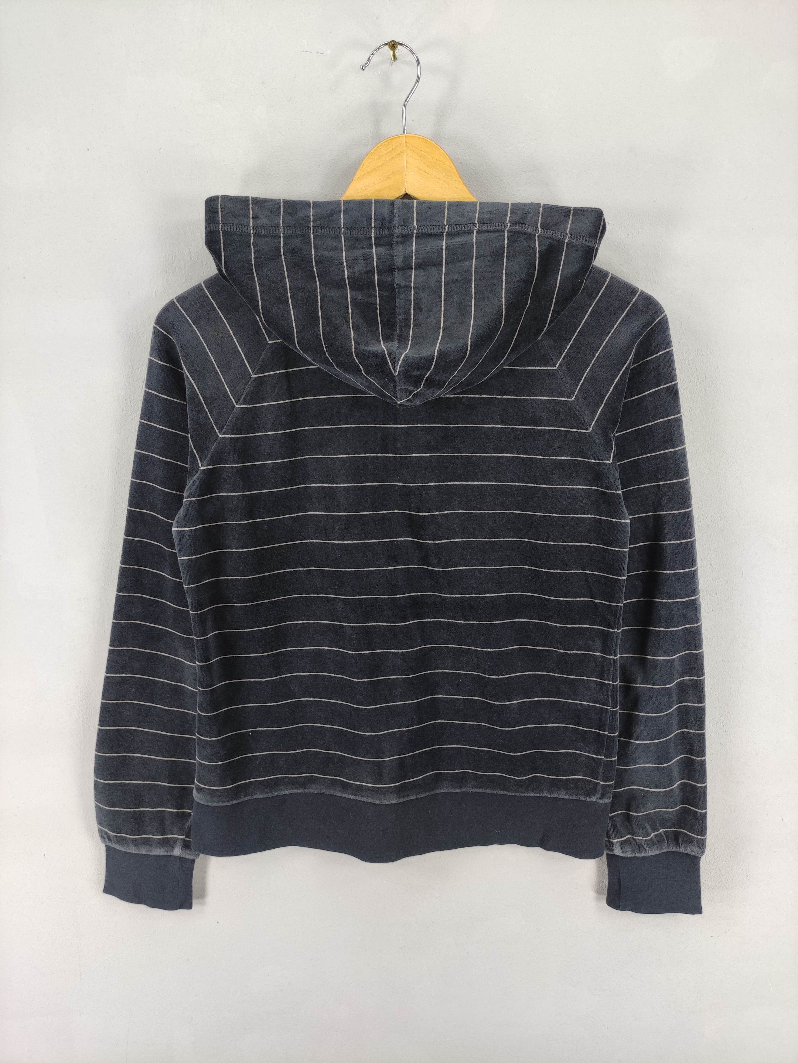 Nike Vintage Nike Velvet Hoodie Sweater Jacket Zipper Size M / US 6-8 / IT 42-44 - 11 Thumbnail