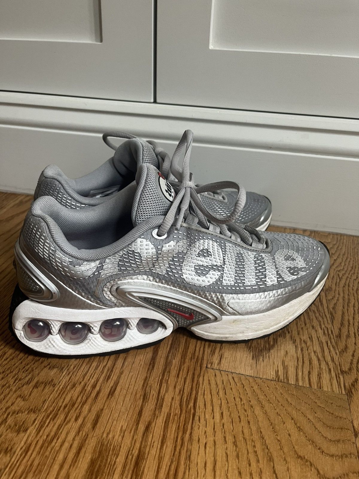 Nike × Supreme Nike Air Max Dn Supreme Silver Bullet (Friends & Family Size US 7 / EU 40 - 3 Thumbnail