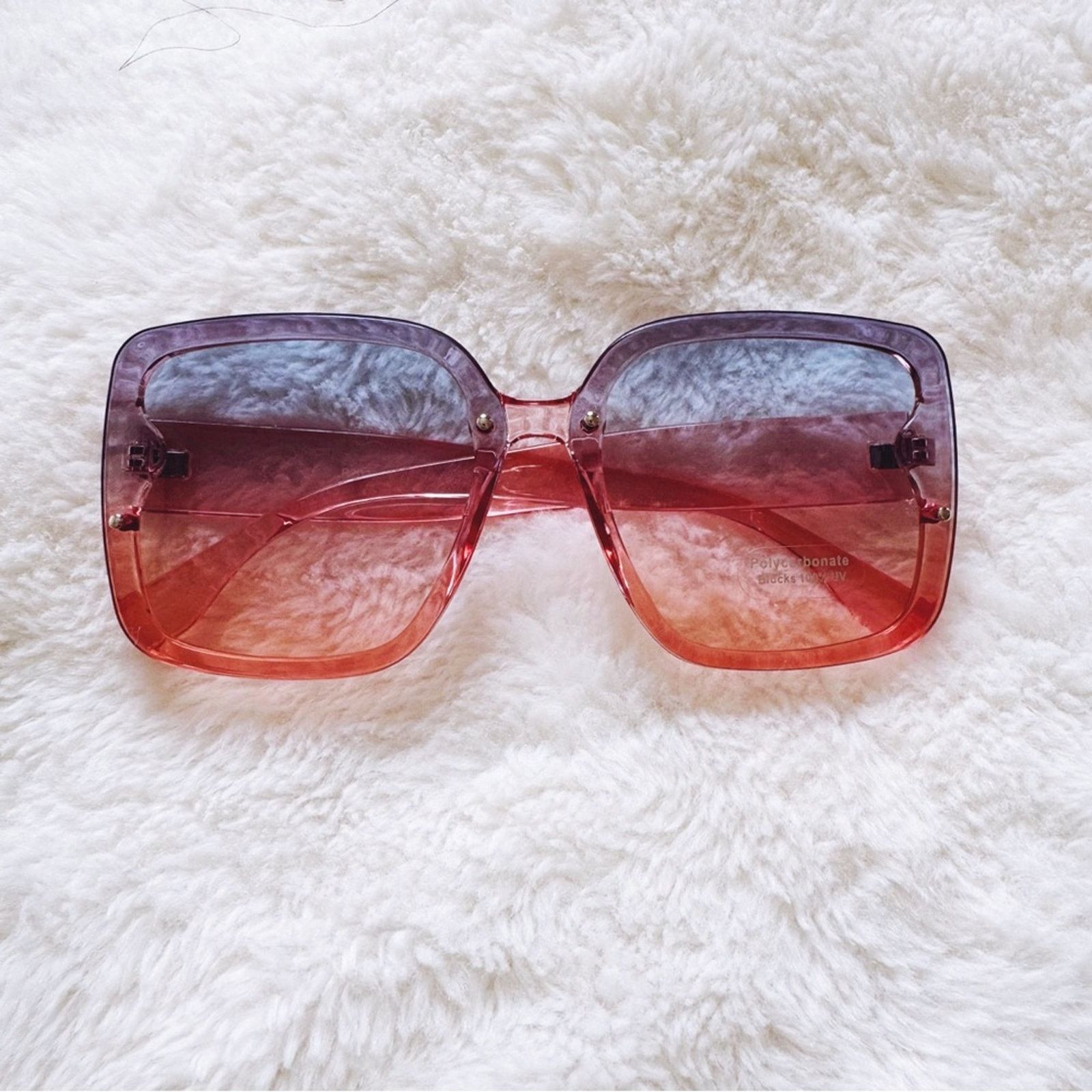 Other Abby Clear Blue & Pink Square Frame Sunglasses Size ONE SIZE - 1 Thumbnail