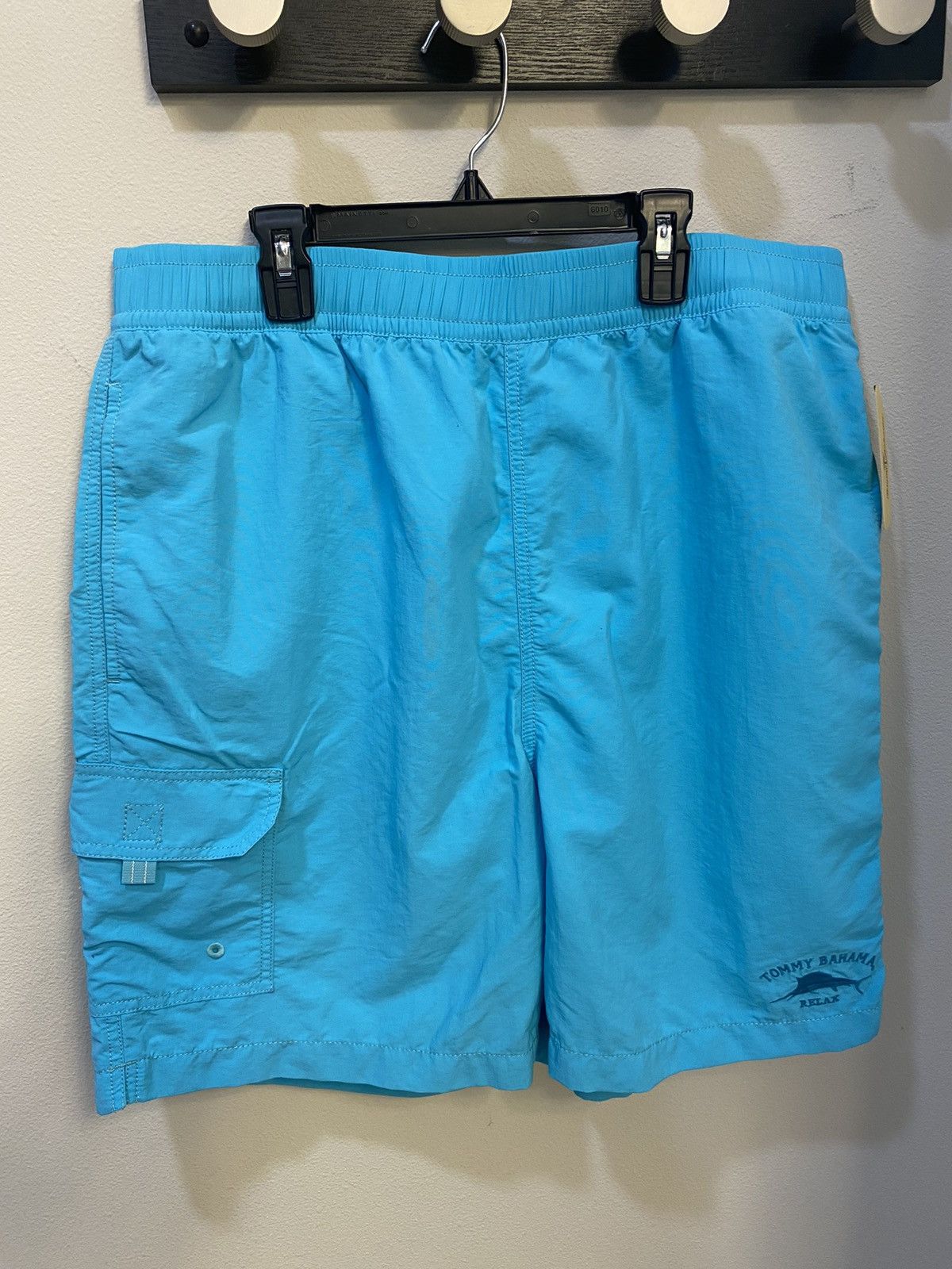 Tommy Bahama NWT-Mens Tommy Bahama Size Large/Tall Size US 34 / EU 50 - 1 Thumbnail