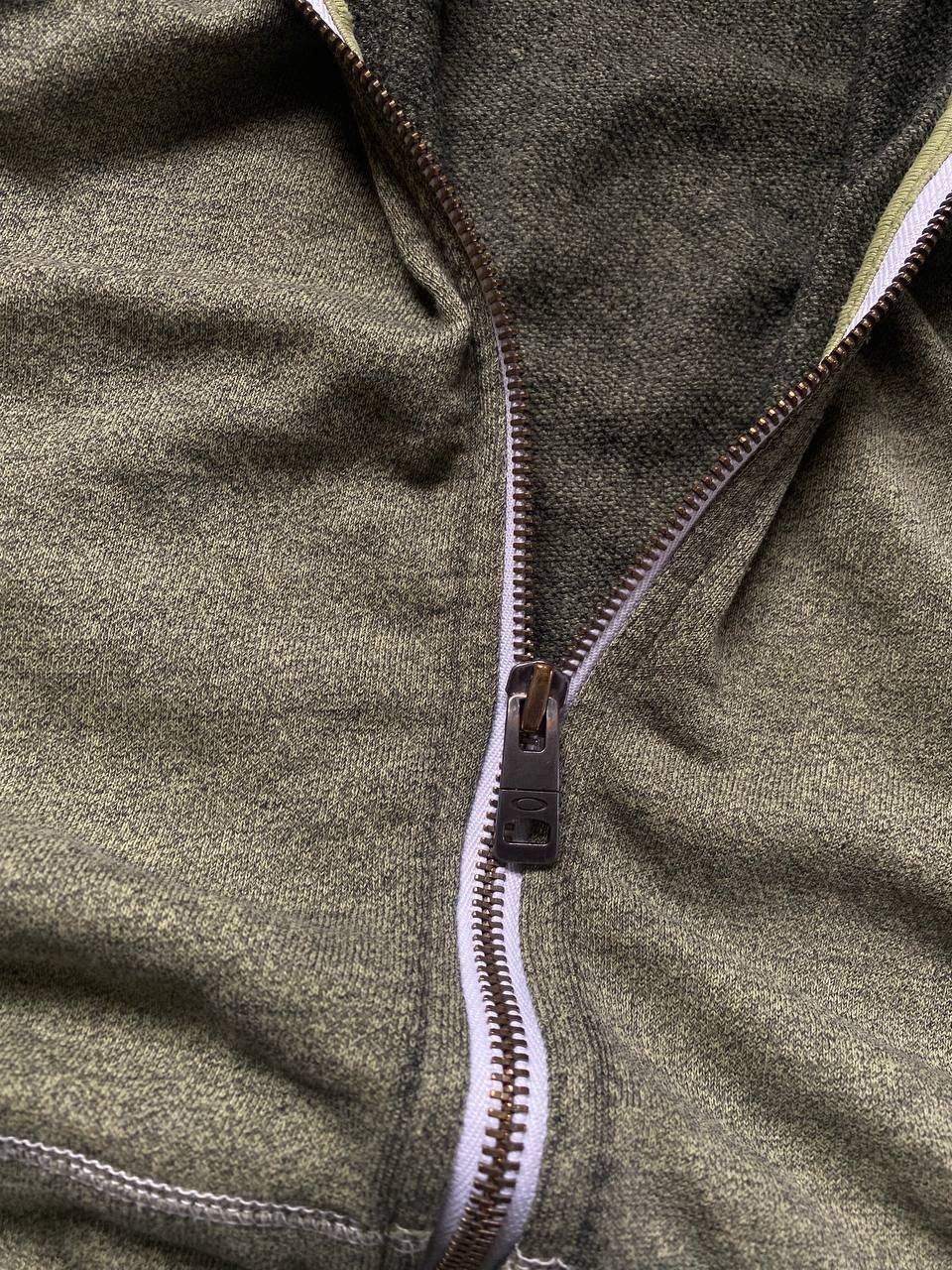 Oakley × Vintage Vintage Oakley Mini Logo Y2K Zip Up Hoodie Size US M / EU 48-50 / 2 - 5 Thumbnail
