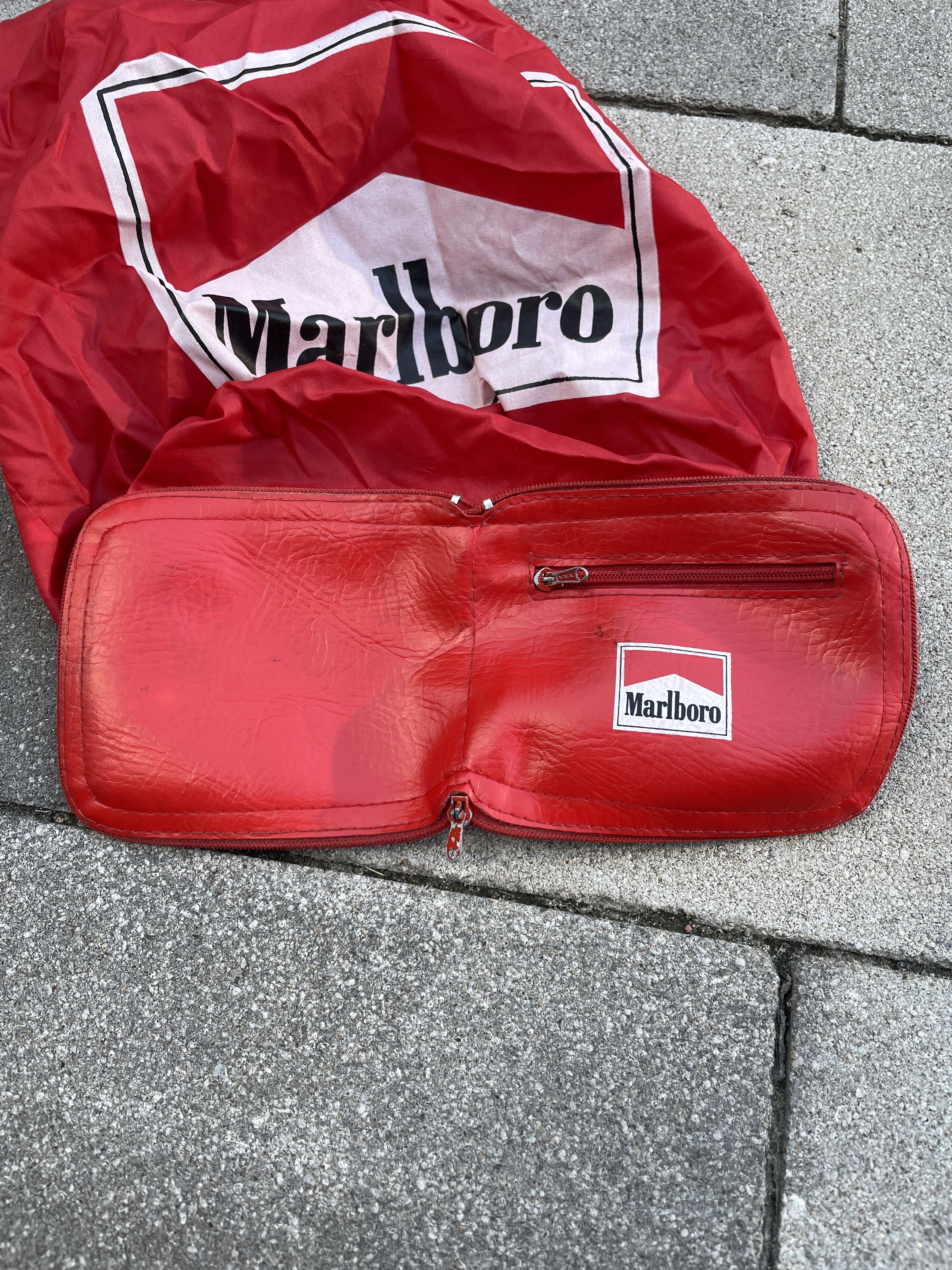 Marlboro × Vintage Marlboro 90s Pocket Wallet Transformer Bag Size ONE SIZE - 6 Thumbnail