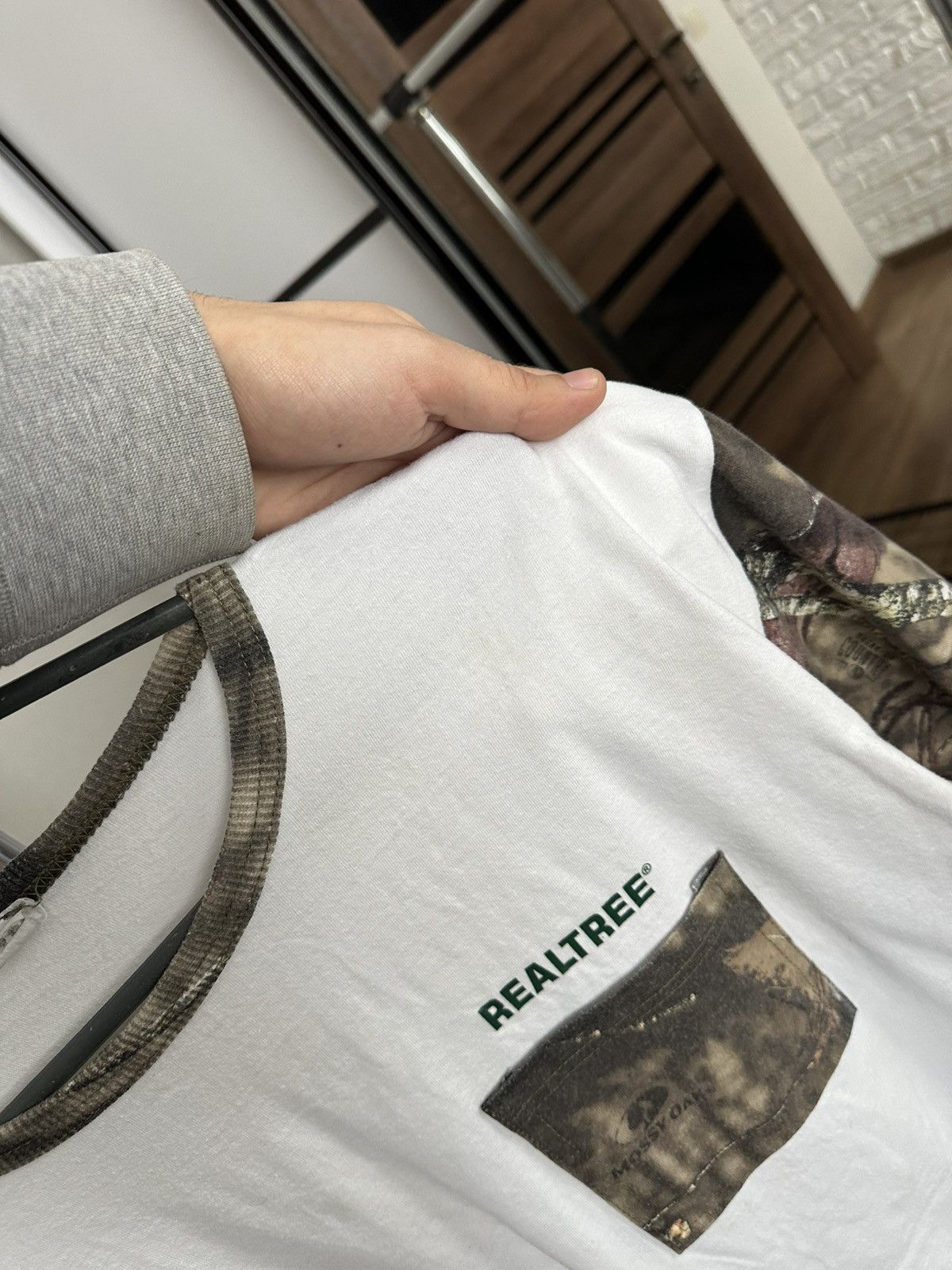 Realtree Realtree Vintage Camo T-Shirt Tee Size US L / EU 52-54 / 3 - 16 Thumbnail