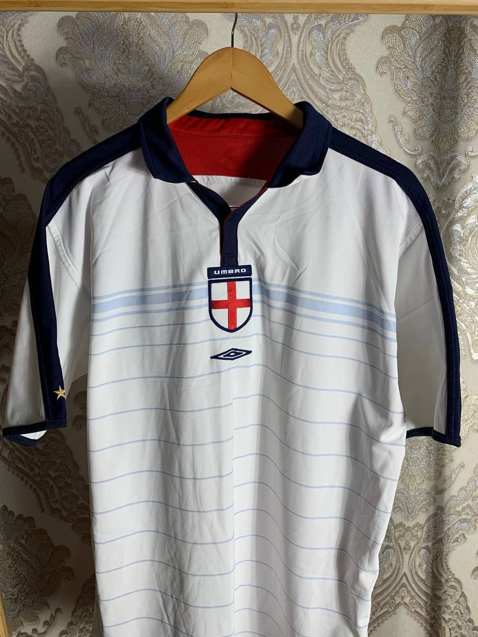 Umbro × Vintage VERY RARE UMBRO ENGLAND RETRO SOCCER JERSEY BLOKECORE Y2K Size US XL / EU 56 / 4 - 2 Thumbnail