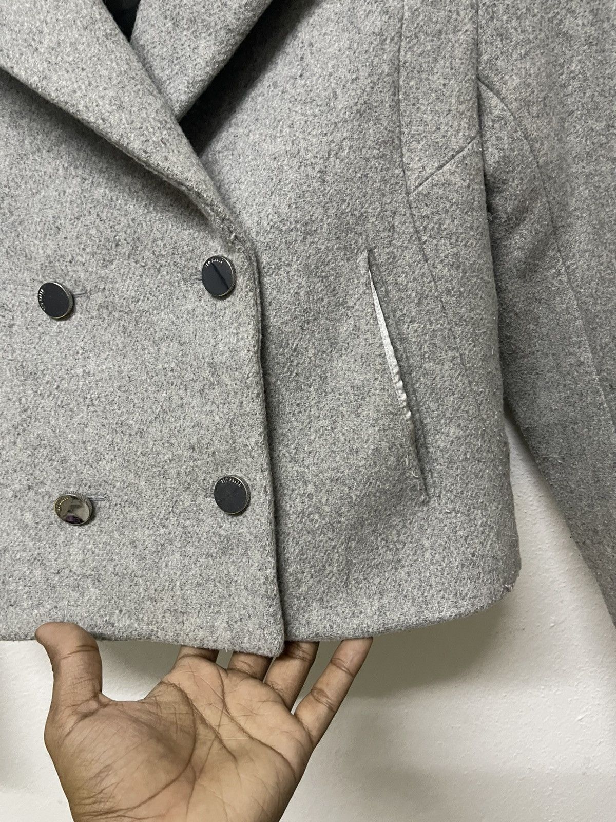 Ted Baker 2000s TED BAKER LONDON DOUBLE BREASTED CROP WOOL JACKET Size XS / US 0-2 / IT 36-38 - 7 Thumbnail