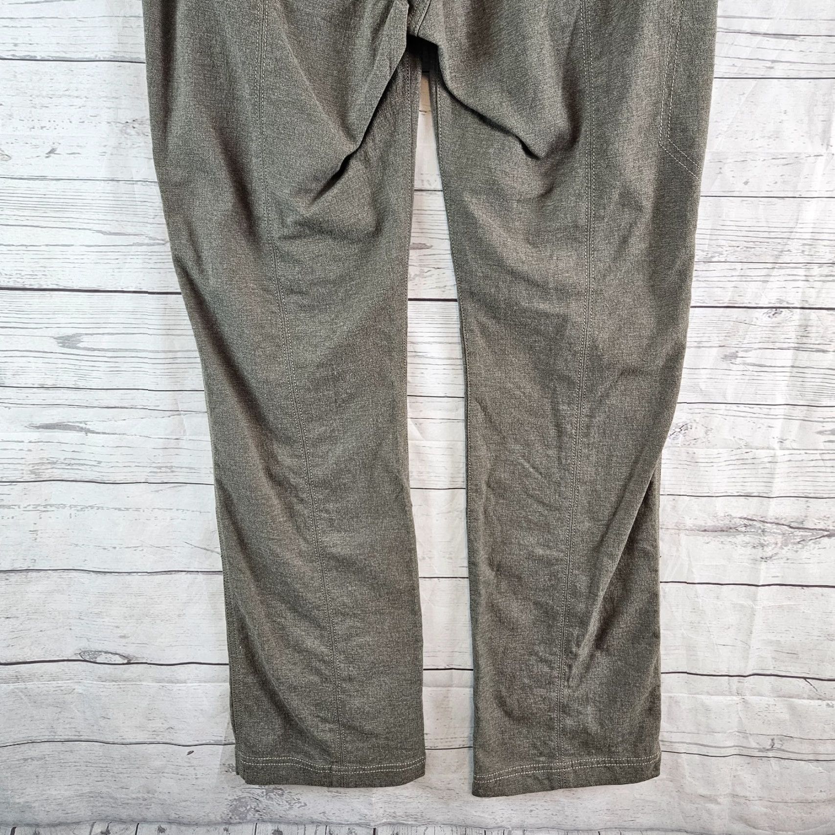 Royal Robbins Royal Robbins Womens Pants Sz 6 Olive Green Mid Rise Nylon Blend Straight Leg Shirt? Size 28" / US 6 / IT 42 - 5 Thumbnail
