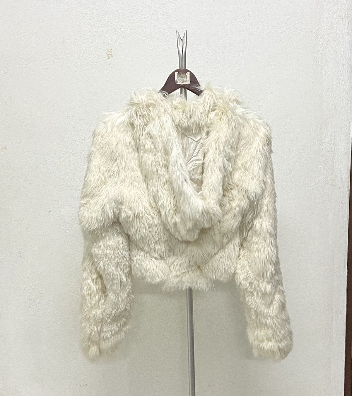 Blumarine BLUMARINE ALPACA FUR JACKET Size XS / US 0-2 / IT 36-38 - 2 Thumbnail