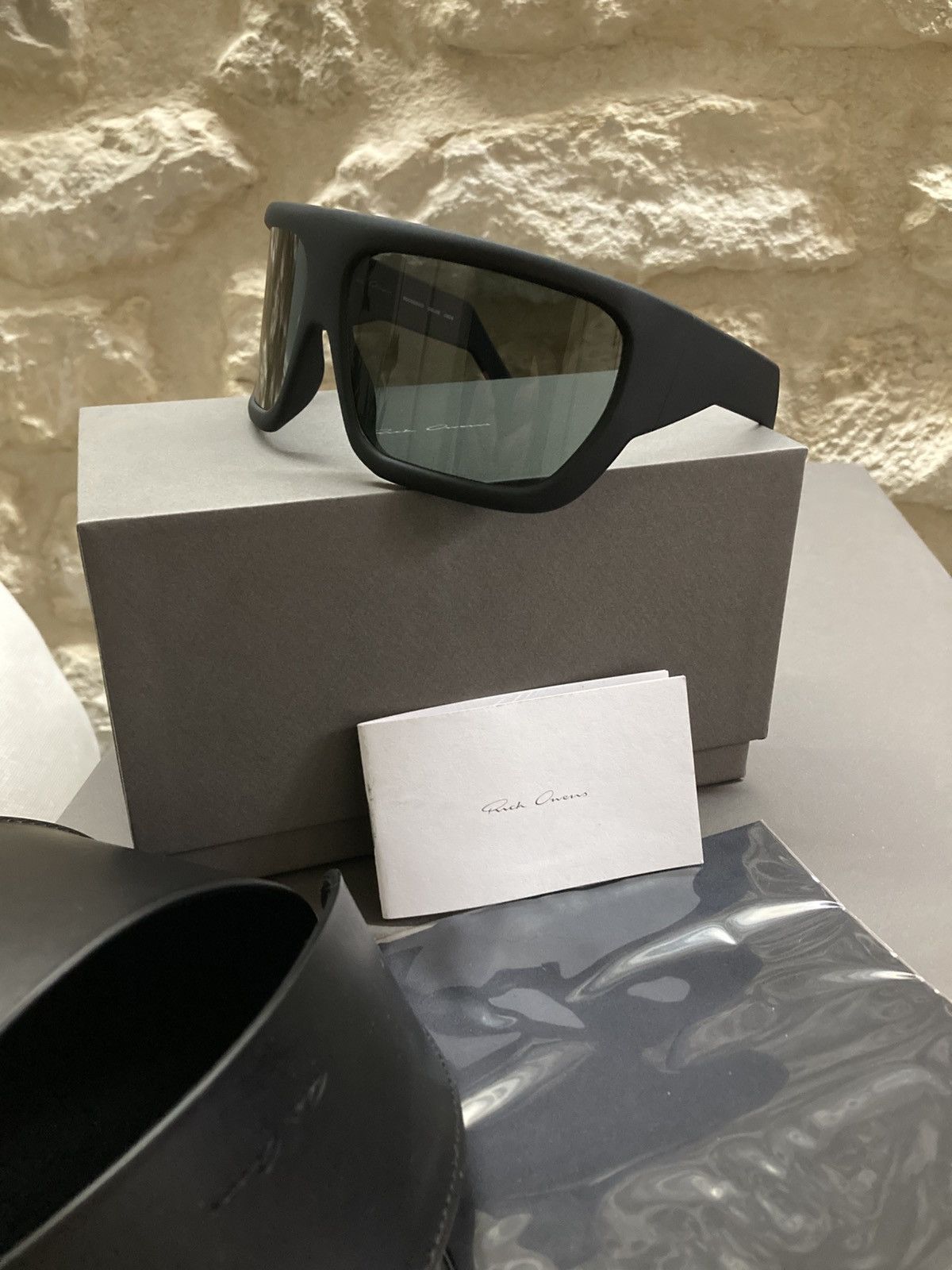 【関税込み】Rick Owens ブラック Porterville Davis サングラス RICK OWENS DAVIS サングラス IN SHINY BLACK (RICK OWENS