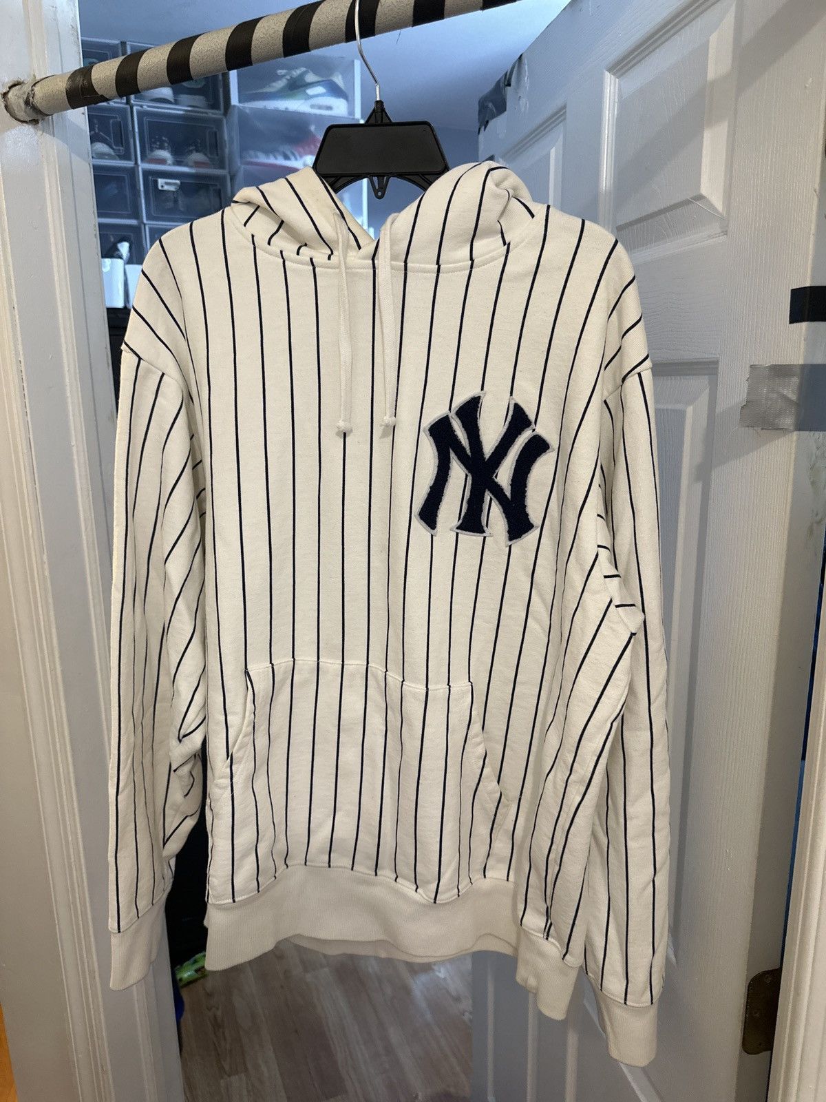 Kith For Major League Baseball New York Yankees Striped Hoodie 'White