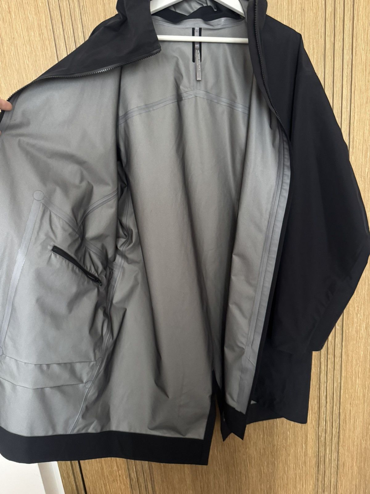 Veilance Monitor Coat (Size Medium) Size US M / EU 48-50 / 2 - 5 Thumbnail