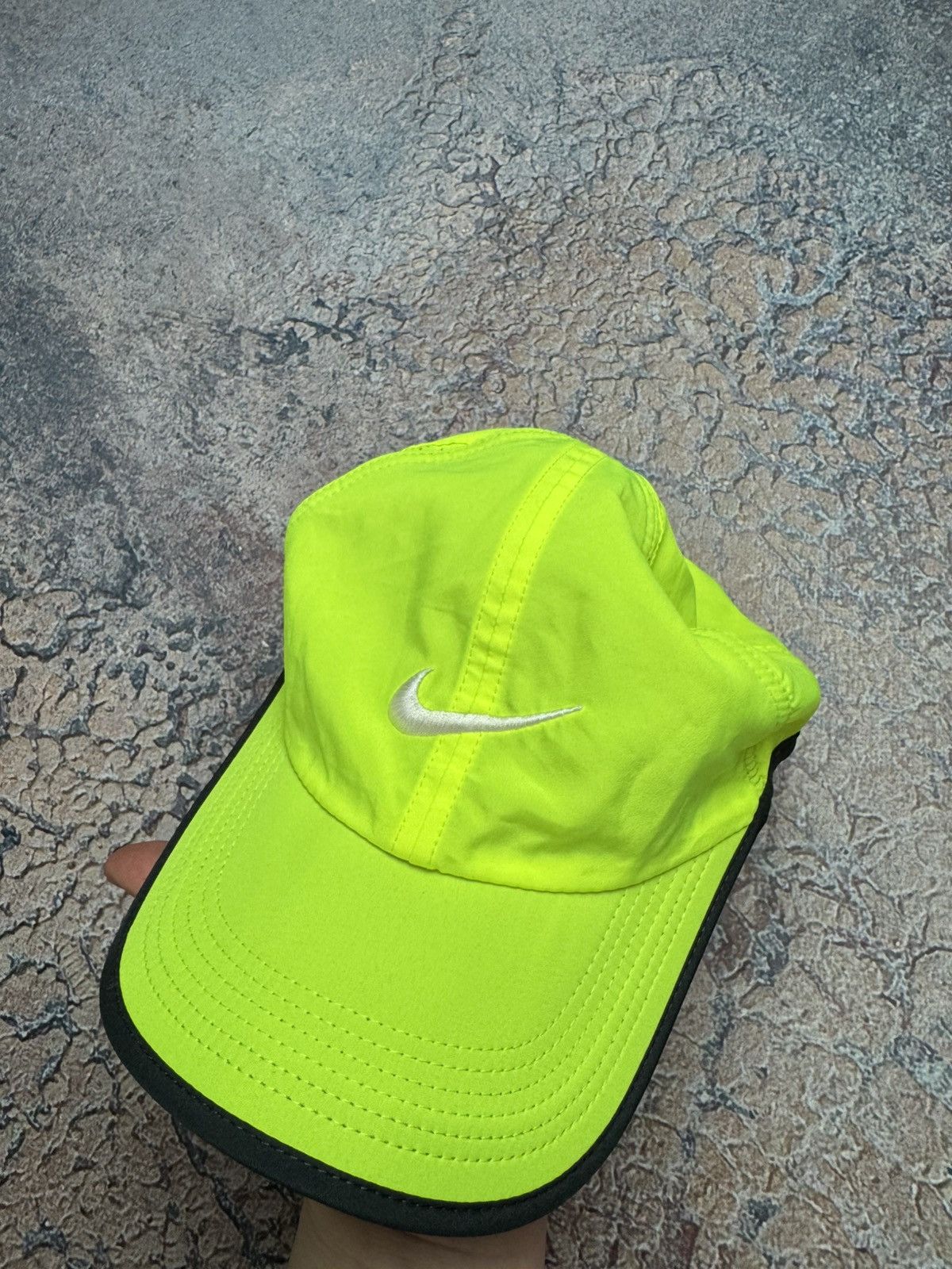 Nike Nike Daybreak Dri-Fit 5 Panel Running Featherlight Cap Size ONE SIZE - 2 Thumbnail