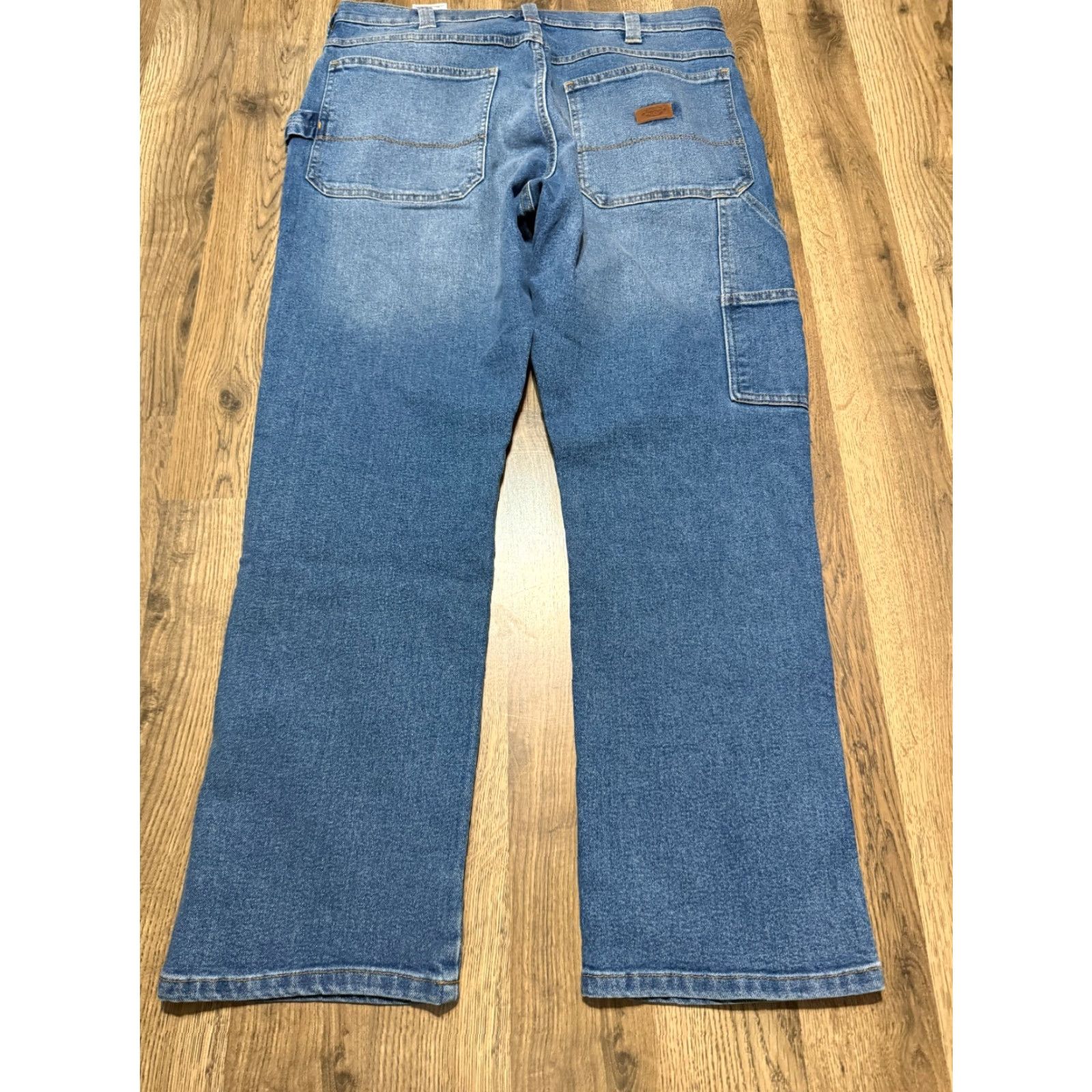 Dickies Dickies Jeans Men 34x30 Blue Denim Straight Leg 5-Pocket Pockets Medium Wash Vintage? No. Size 34x30 Mens Jeans Size US 34 / EU 50 - 2 Thumbnail