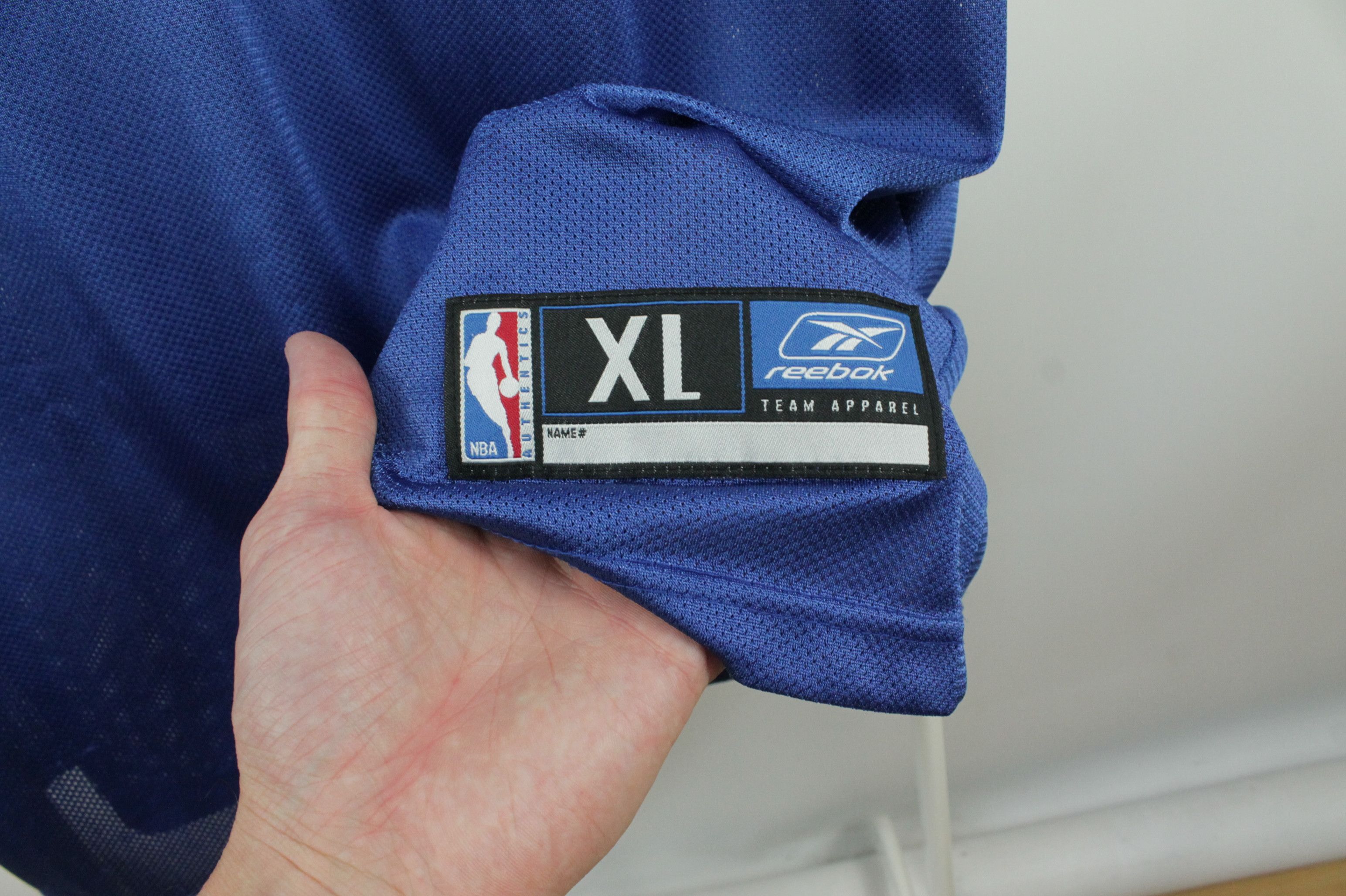 Reebok Vintage Reebok NBA Sixers #15 Dominguez Jersey Shirt Size US XL / EU 56 / 4 - 5 Thumbnail