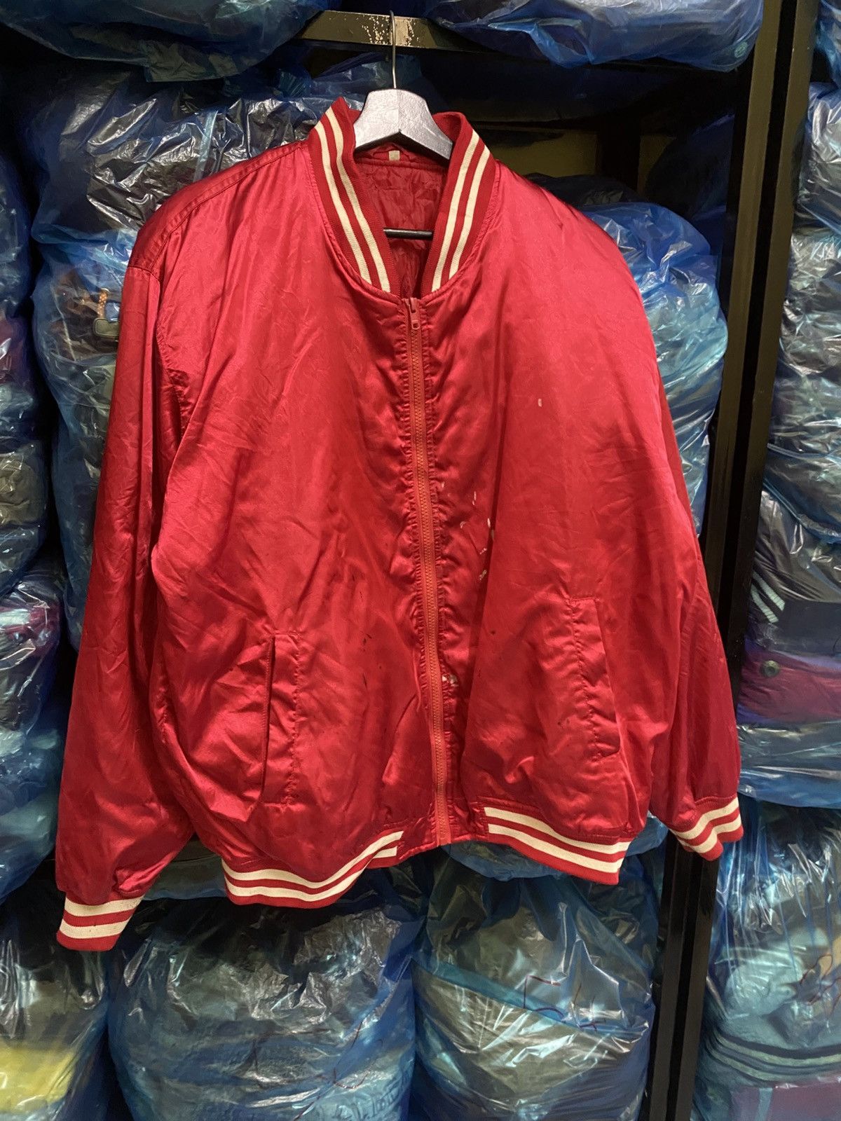 Vintage VINTAGE SATIN ZIPPER BOMBER JACKET Size US L / EU 52-54 / 3 - 3 Thumbnail