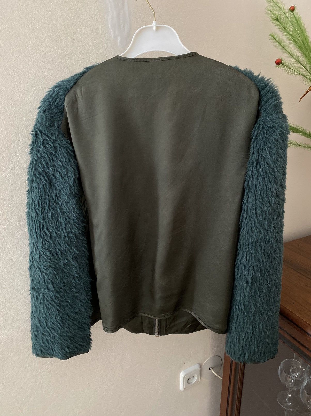 Acne Studios Acne Studios Faux Fur Jacket Women Size 36 Size XS / US 0-2 / IT 36-38 - 2 Thumbnail