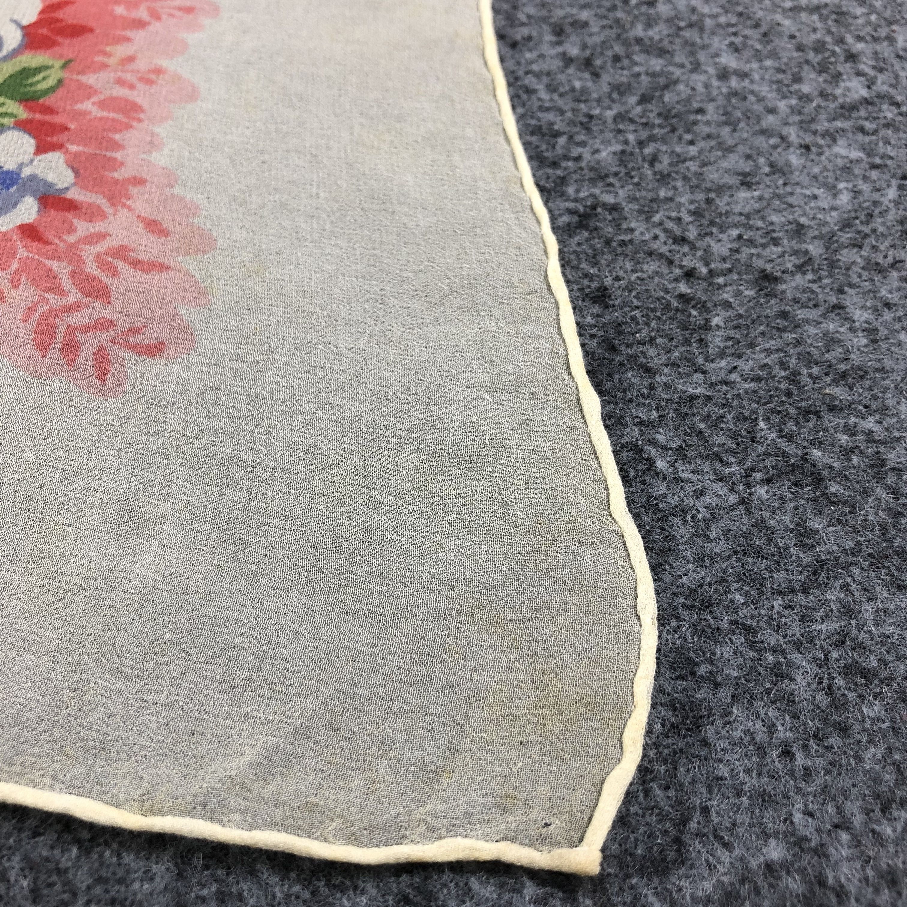 Vintage Roland Munnier Hand Rolled Silk Scarf M840 Size ONE SIZE - 8 Thumbnail