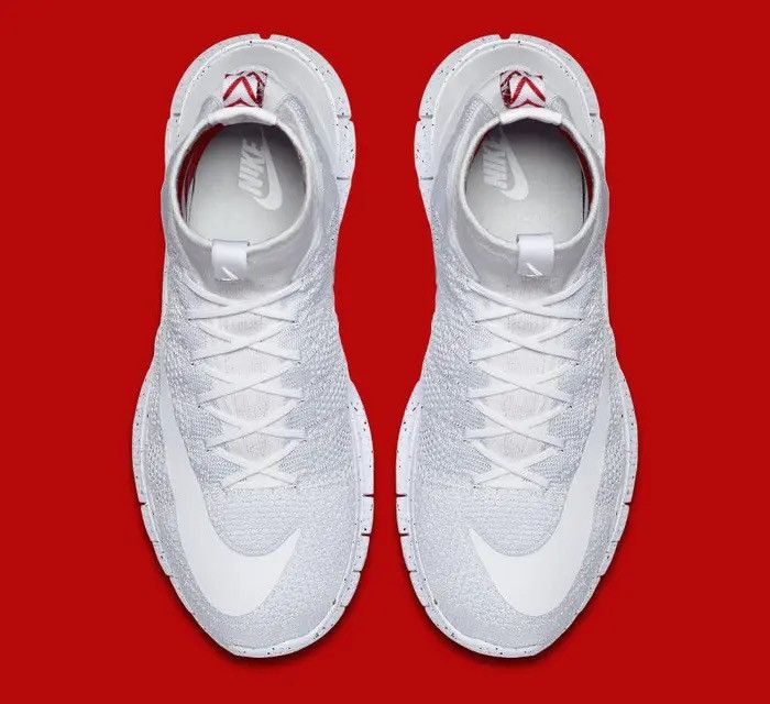 Nike Nike Flyknit Mercurial 'Triple White' Size US 5 / EU 37 - 16 Thumbnail