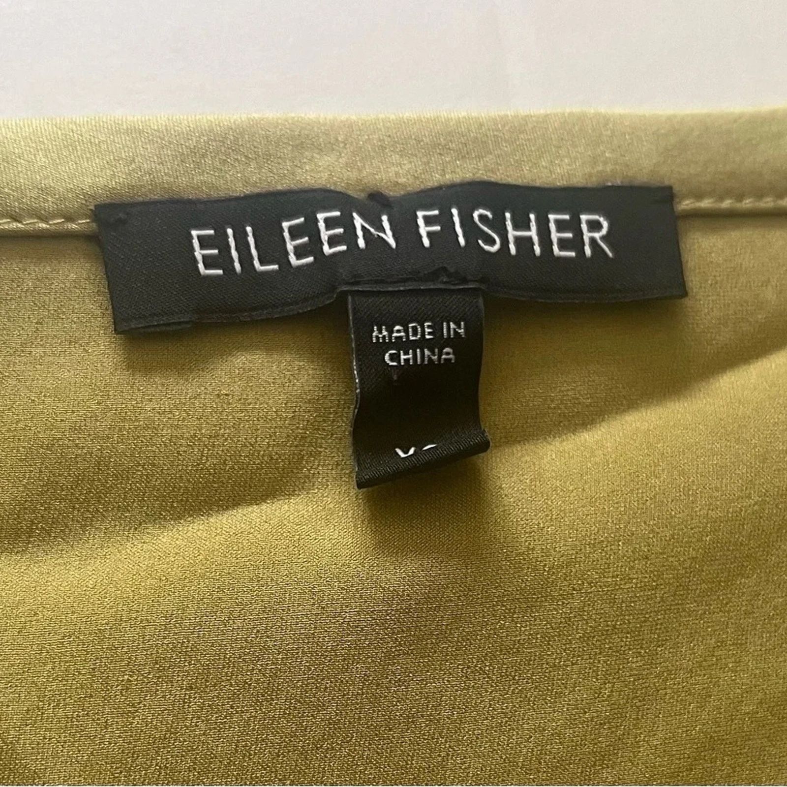 Eileen Fisher Eileen Fisher oversized silk blend short sleeve top, size XS Size XS / US 0-2 / IT 36-38 - 2 Thumbnail