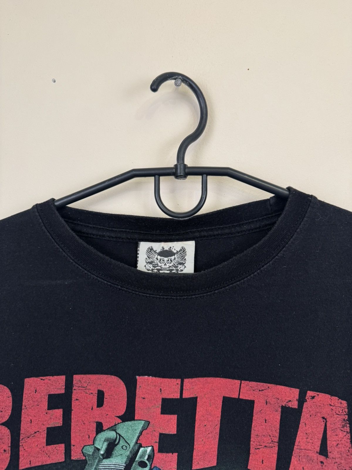 Japanese Brand Vintage Y2K Beretta Gun T-Shirt Gun Art RARE Streetwear Size US XXL / EU 58 / 5 - 9 Thumbnail