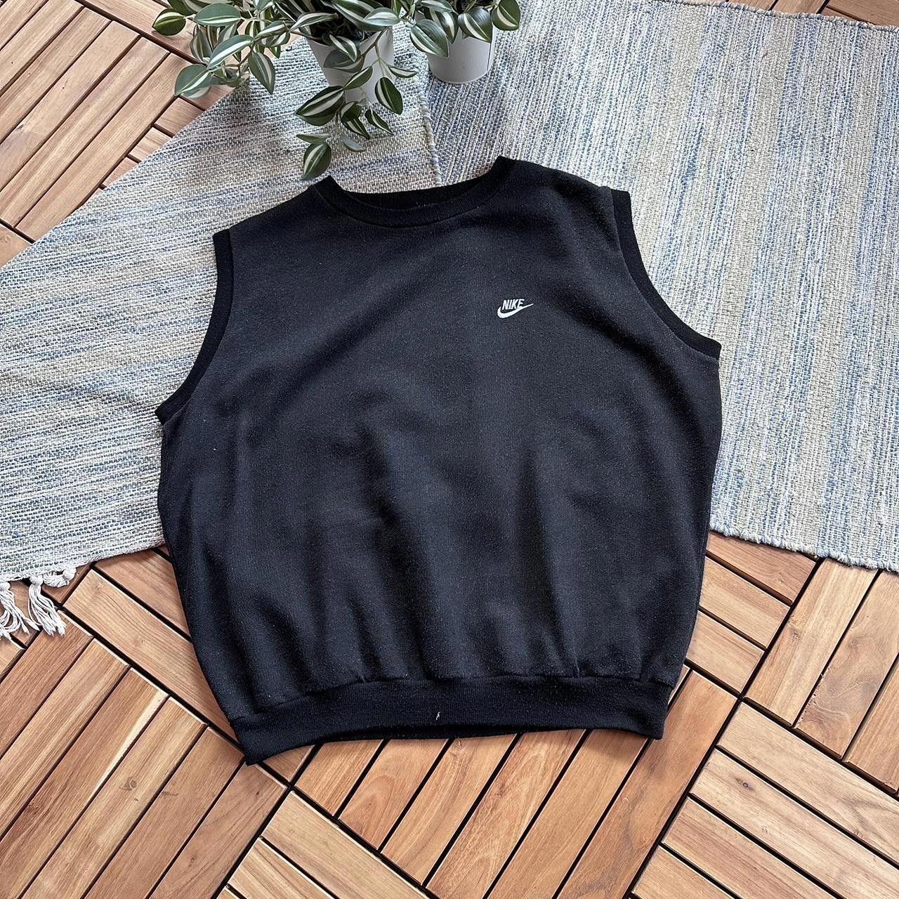 Nike Vintage Y2K Nike Swoosh Logo Minimalist Vest Size US XL / EU 56 / 4 - 1 Thumbnail