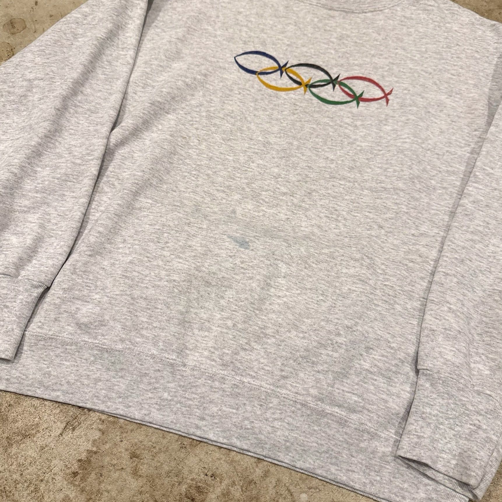 Vintage VINTAGE Jesus Christian Sweatshirt Crewneck John 3:16 Worldwide Mens XL USA MADE Sweatshirt Gray Pullover USA Theme Mens XL Size US XL / EU 56 / 4 - 5 Thumbnail