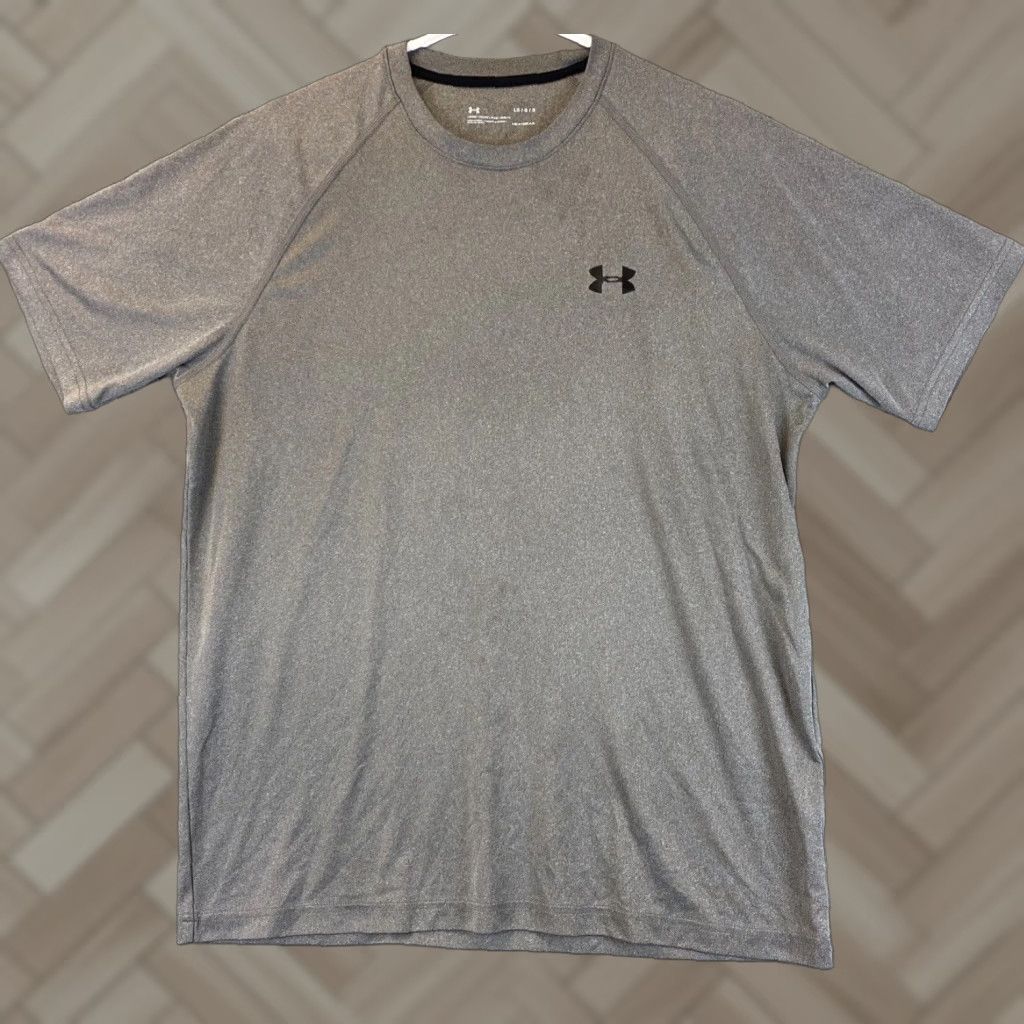 Under Armour Under Armour Shirt Men L Dri-Fit Gray Short Sleeve Crew Pullover Athletic Basic Outdoor Athleisure 68-20 Mens Size US L / EU 52-54 / 3 - 1 Thumbnail