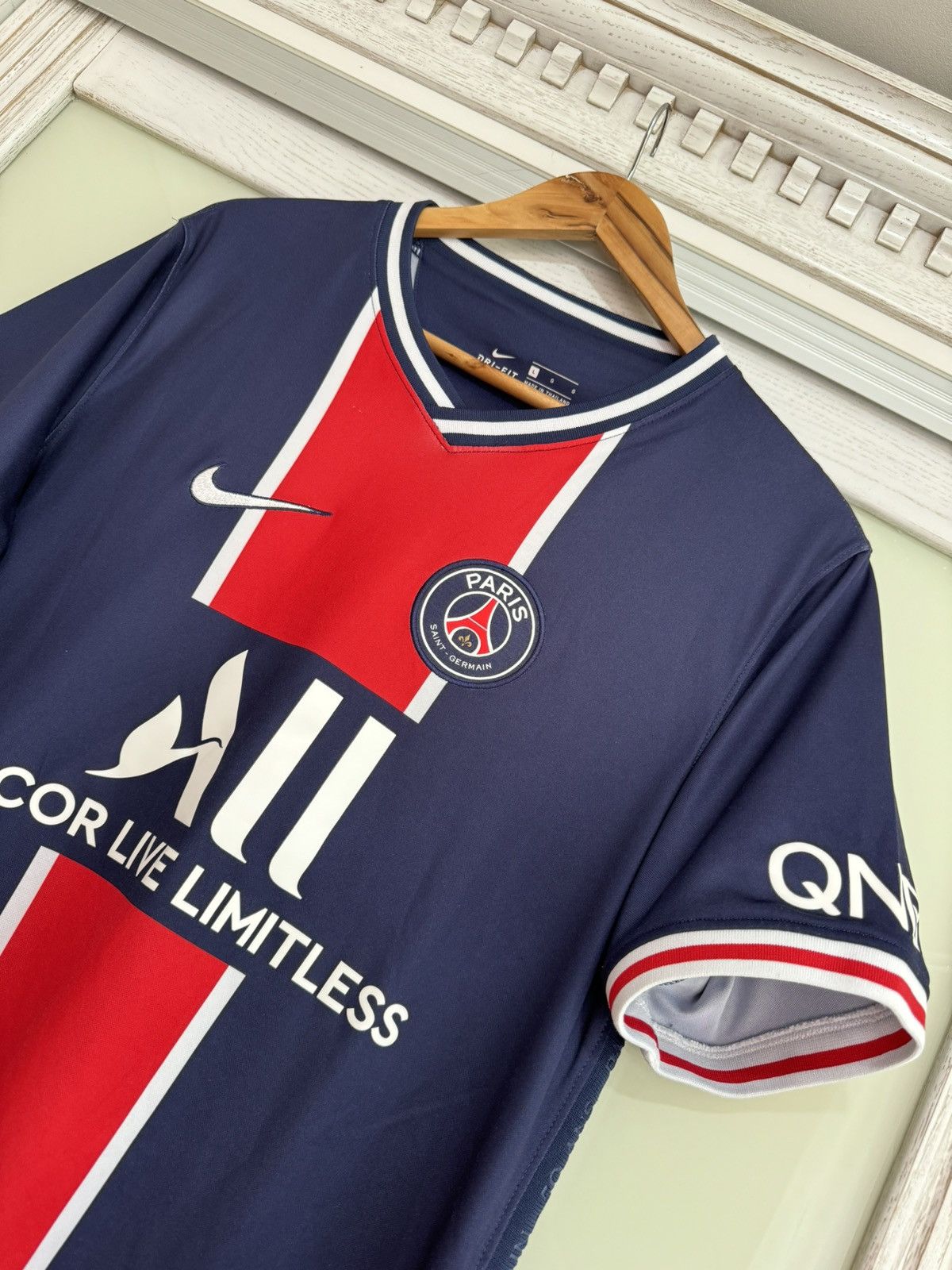 Nike PSG Paris Saint Germain 2020-2021 Home Soccer Jersey Kit Size US L / EU 52-54 / 3 - 5 Thumbnail