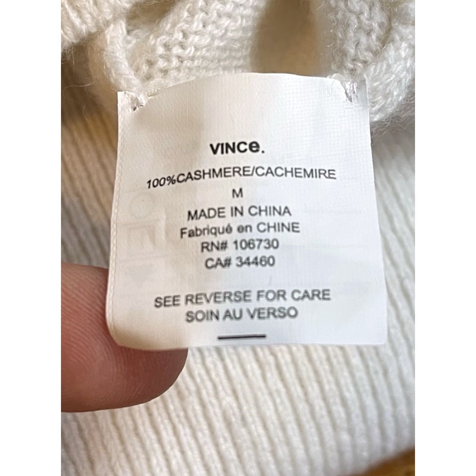 Vince Vince Sweater Women’s Medium White 100% Cashmere Deep V-Neck Pullover Knit Long Sleeve Regular Fit Classic Designer Size M / US 6-8 / IT 42-44 - 6 Thumbnail