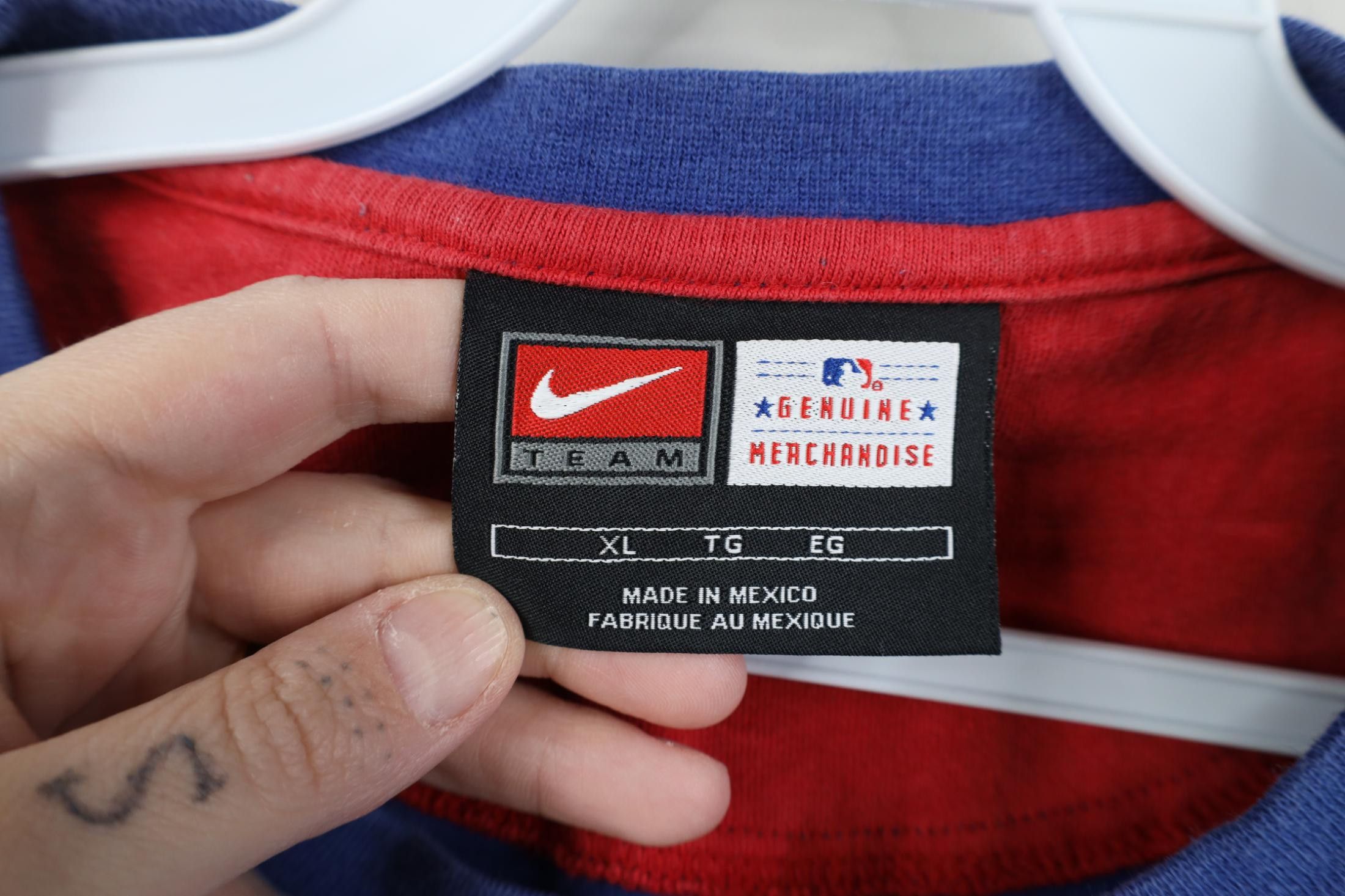 Nike Vintage Nike Swoosh Chicago Cubs Baseball T-Shirt Blue Size US XL / EU 56 / 4 - 11 Thumbnail