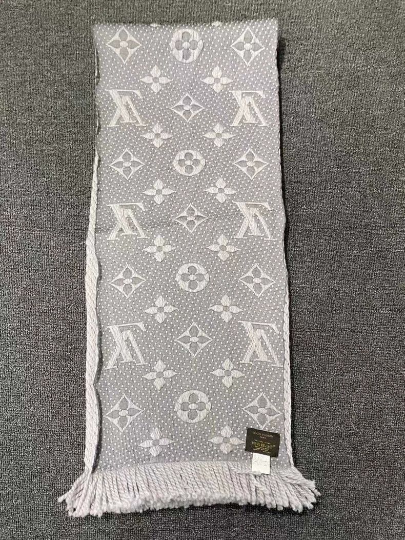 Louis Vuitton Louis Vuitton Silver-grey presbyopic full-print wool scarf Size ONE SIZE - 1 Thumbnail