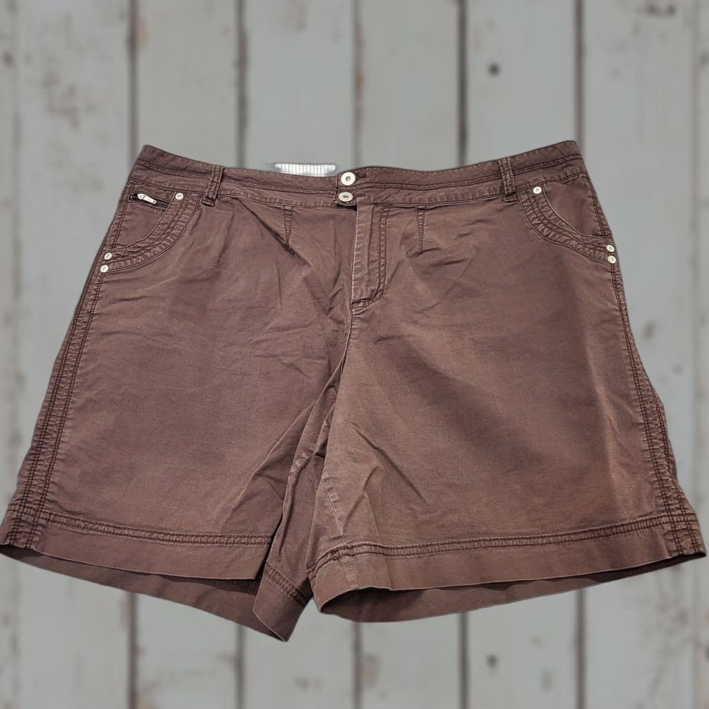 Vintage JMS Just My Size Shorts Women's Plus Size 22W Bermuda Denim 5-Pocket See Pic's Brown Blue College Boho Beach Travel Casual Womens Size 40" / US 18 - 1 Thumbnail