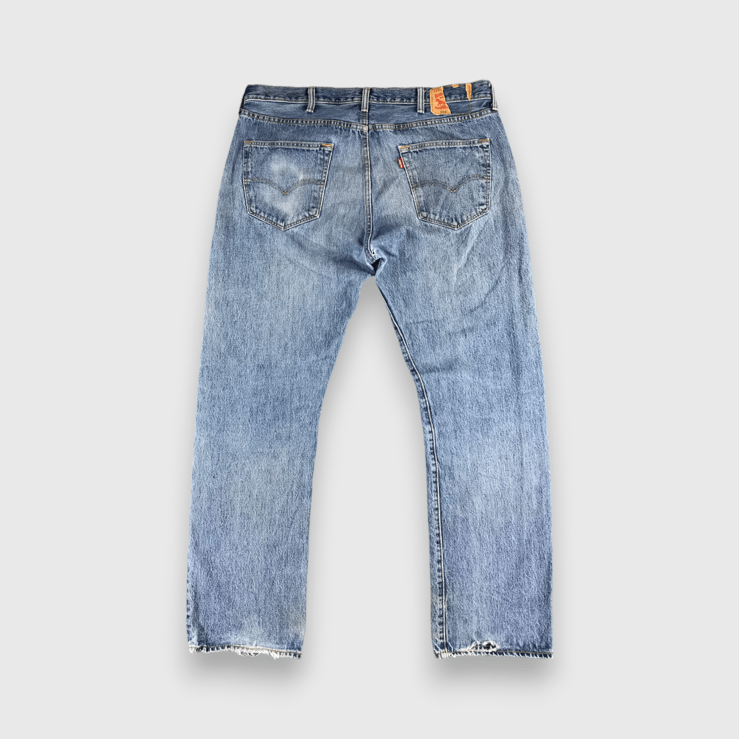 Levi's Vintage Levis 501 Jeans-J379 Size US 39 - 2 Thumbnail