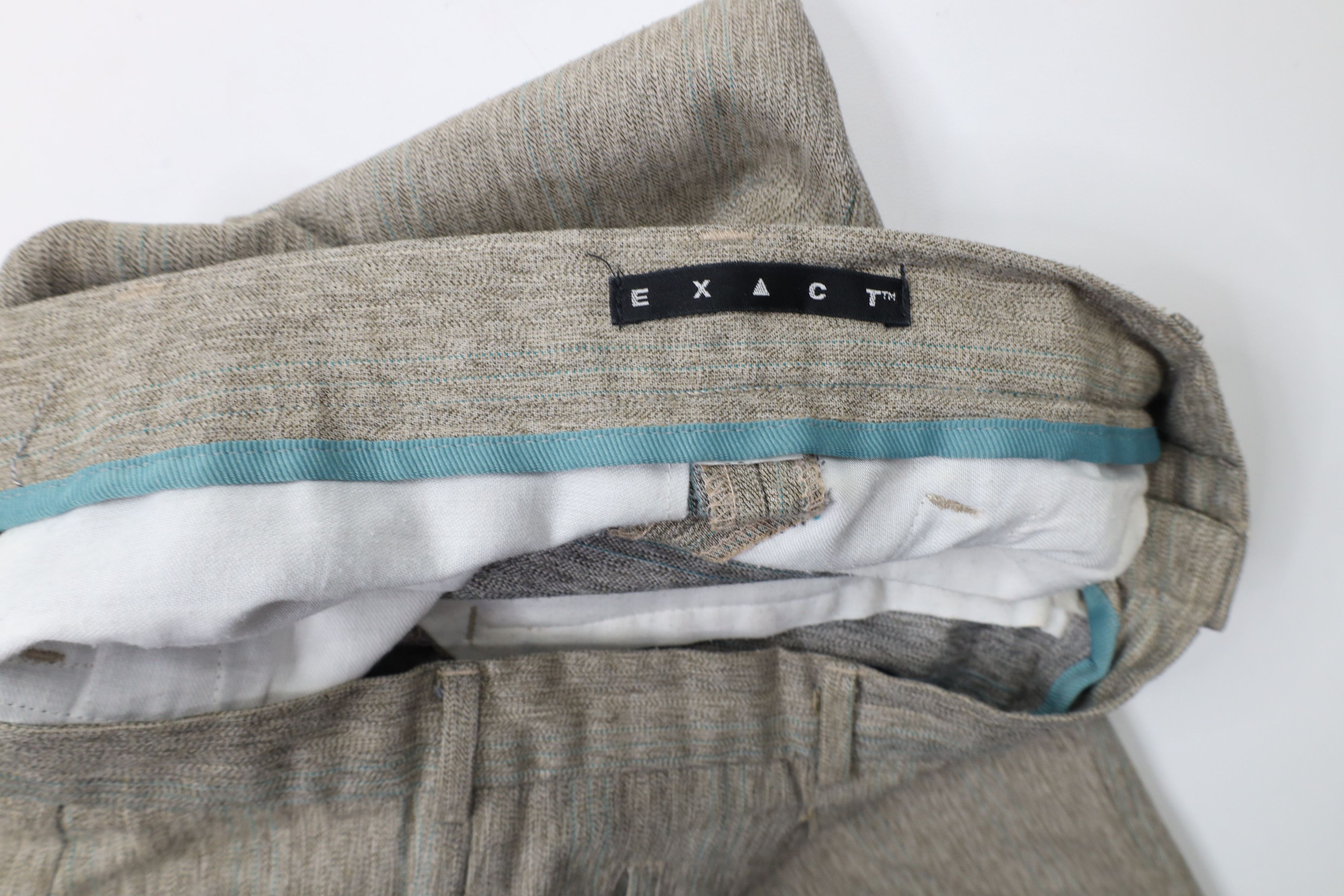 Vintage Vintage 90s Streetwear Pleated Cuffed Chino Pants Trousers Size US 32 / EU 48 - 10 Thumbnail