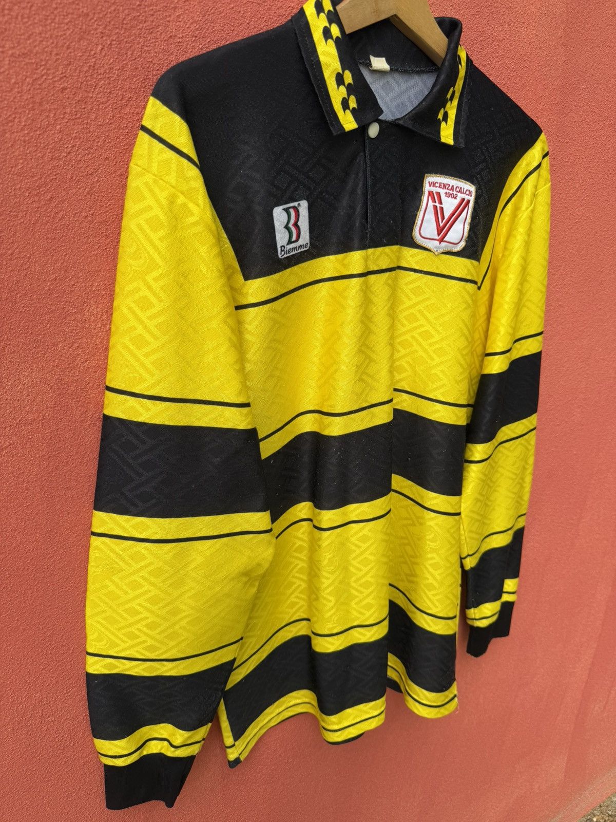 Other Vintage Vicenza Calcio Size US L / EU 52-54 / 3 - 5 Thumbnail