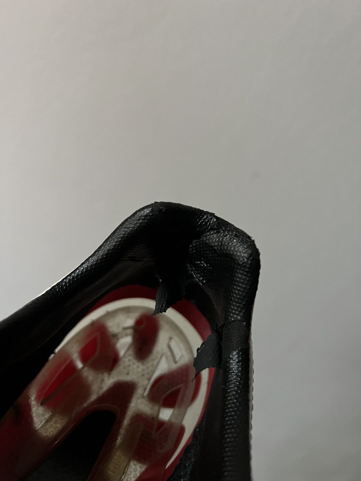 Puma Puma V1.08 Rare 2008 Carbon Football Soccer Cleats Red/White Size US 9.5 / EU 42-43 - 14 Thumbnail