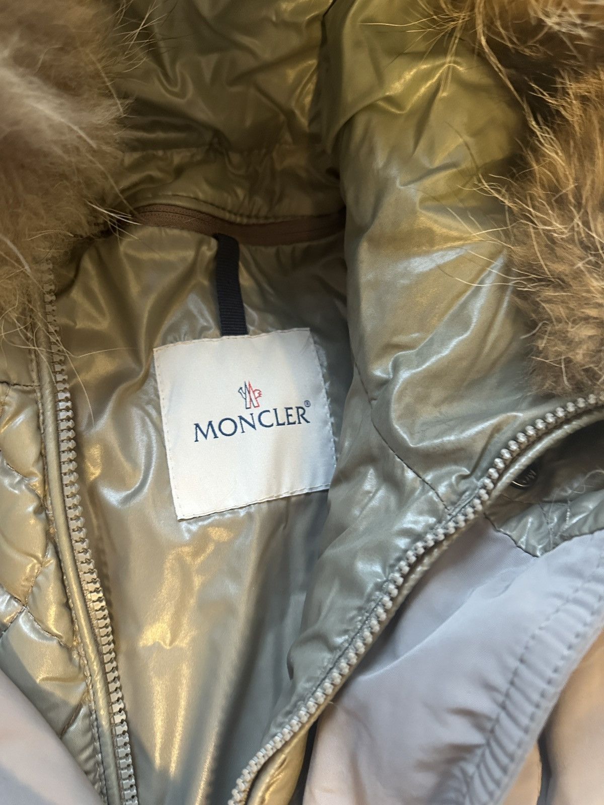 Moncler Moncler Down Coat Size S / US 4 / IT 40 - 2 Thumbnail