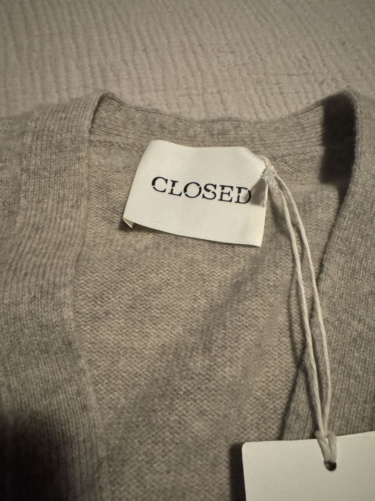 CLOSED V neck Wool Cardigan Size S / US 4 / IT 40 - 2 Thumbnail