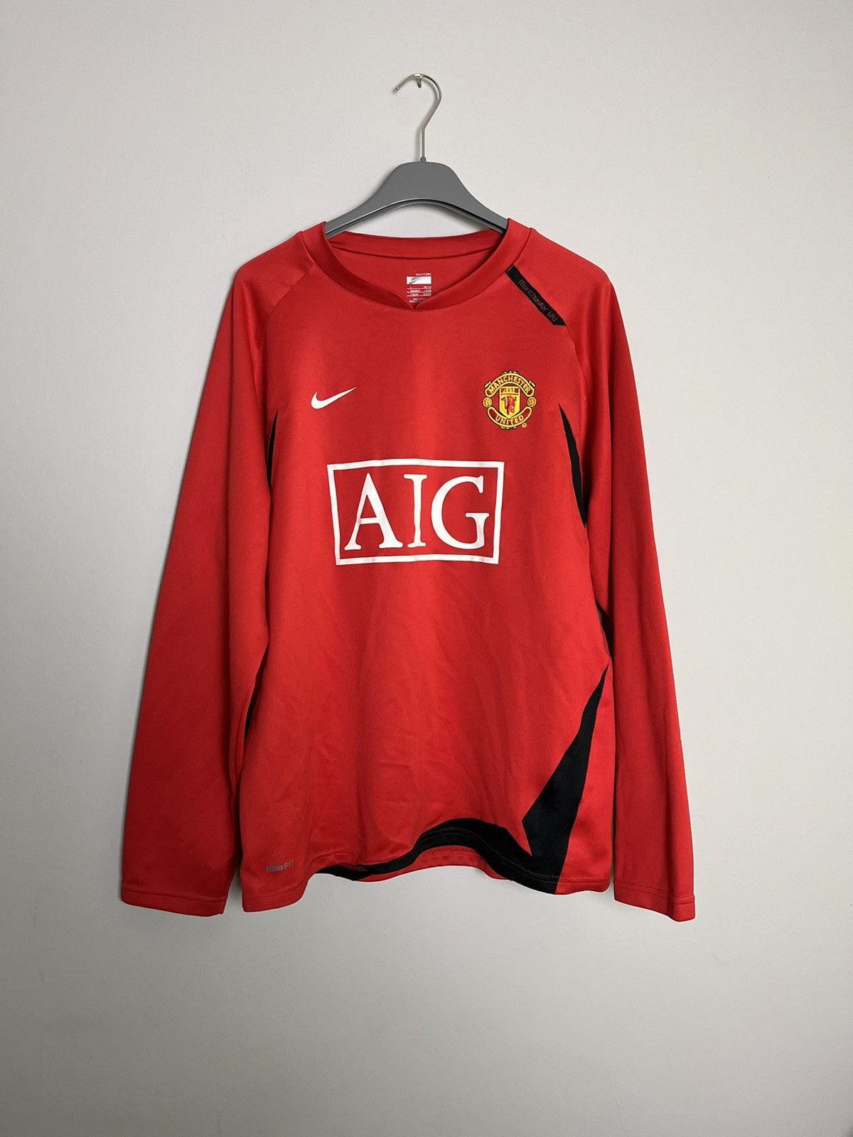 Nike Nike Manchester United vintage crewneck sweatshirt Size US L / EU 52-54 / 3 - 1 Thumbnail