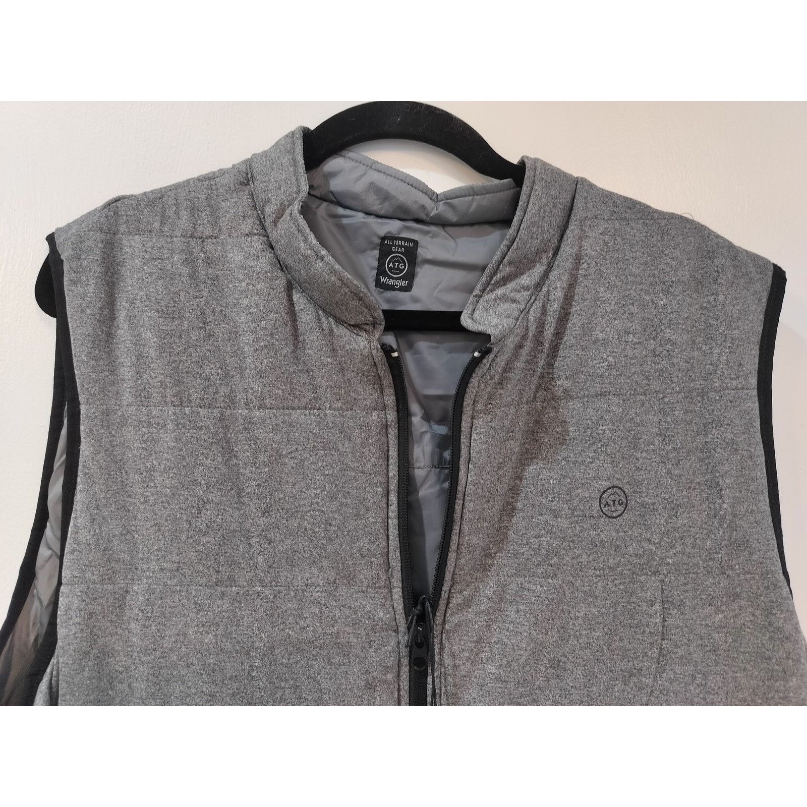 Wrangler Wrangler ATG Reversible Vest Gray Water Resistant Men’s LT Size US L / EU 52-54 / 3 - 6 Thumbnail