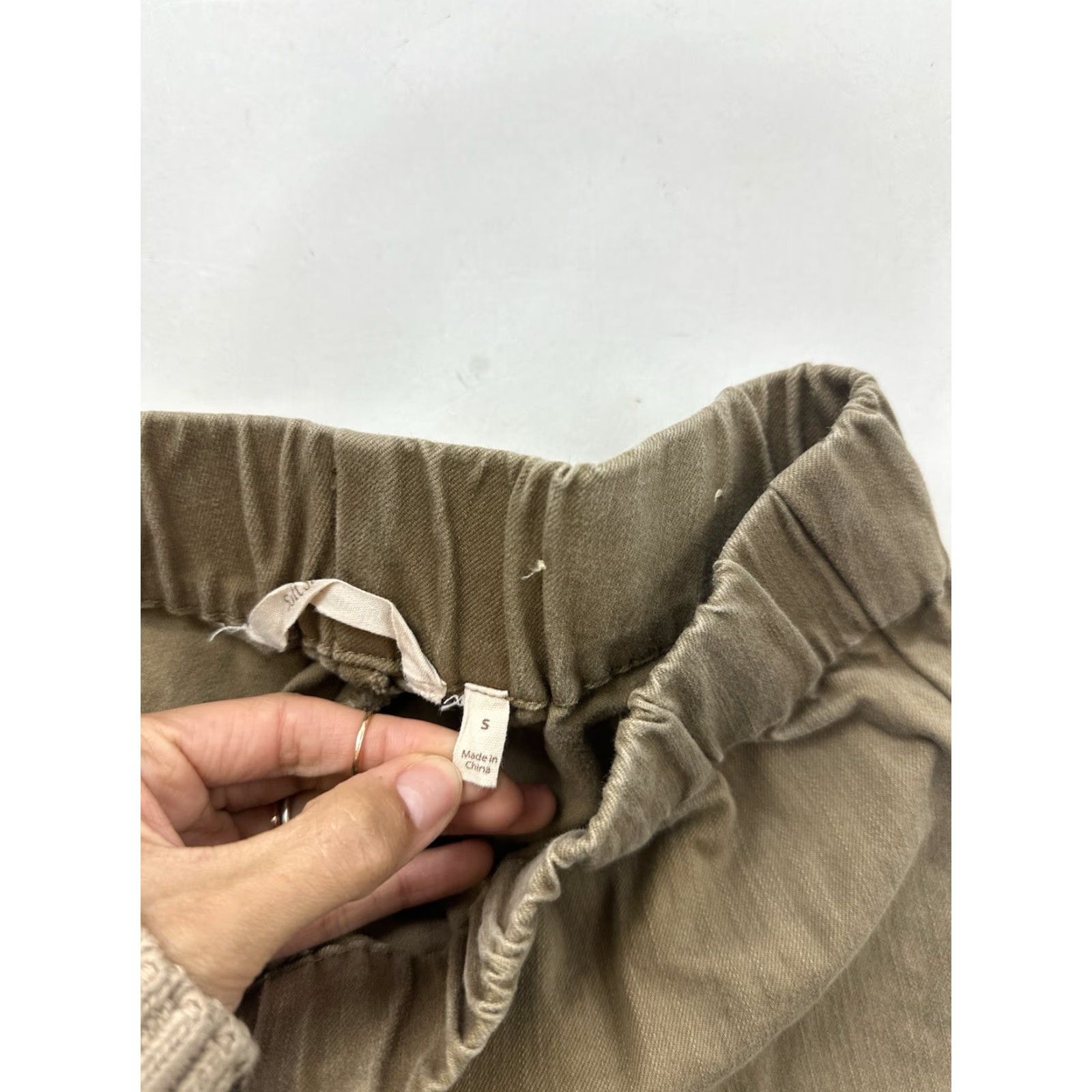 Soft Surroundings Soft Surroundings Brown Women’s Small Pull-On Studded Ankle Pants User: Soft Surroundings Brown Women’s Small Pull-On Studded Ankle Pants Size 28" / US 6 / IT 42 - 5 Thumbnail