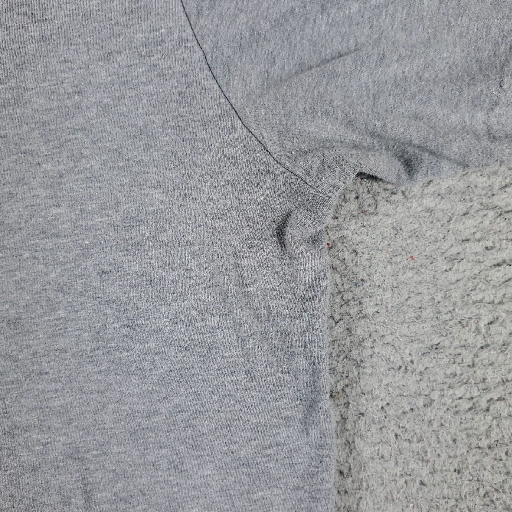 Under Armour Under Armour T Shirt Mens XL Gray Active Workout Gym Short Sleeve Regular Breathable Logo Sports Modern Shirts Mens Size US XL / EU 56 / 4 - 5 Thumbnail