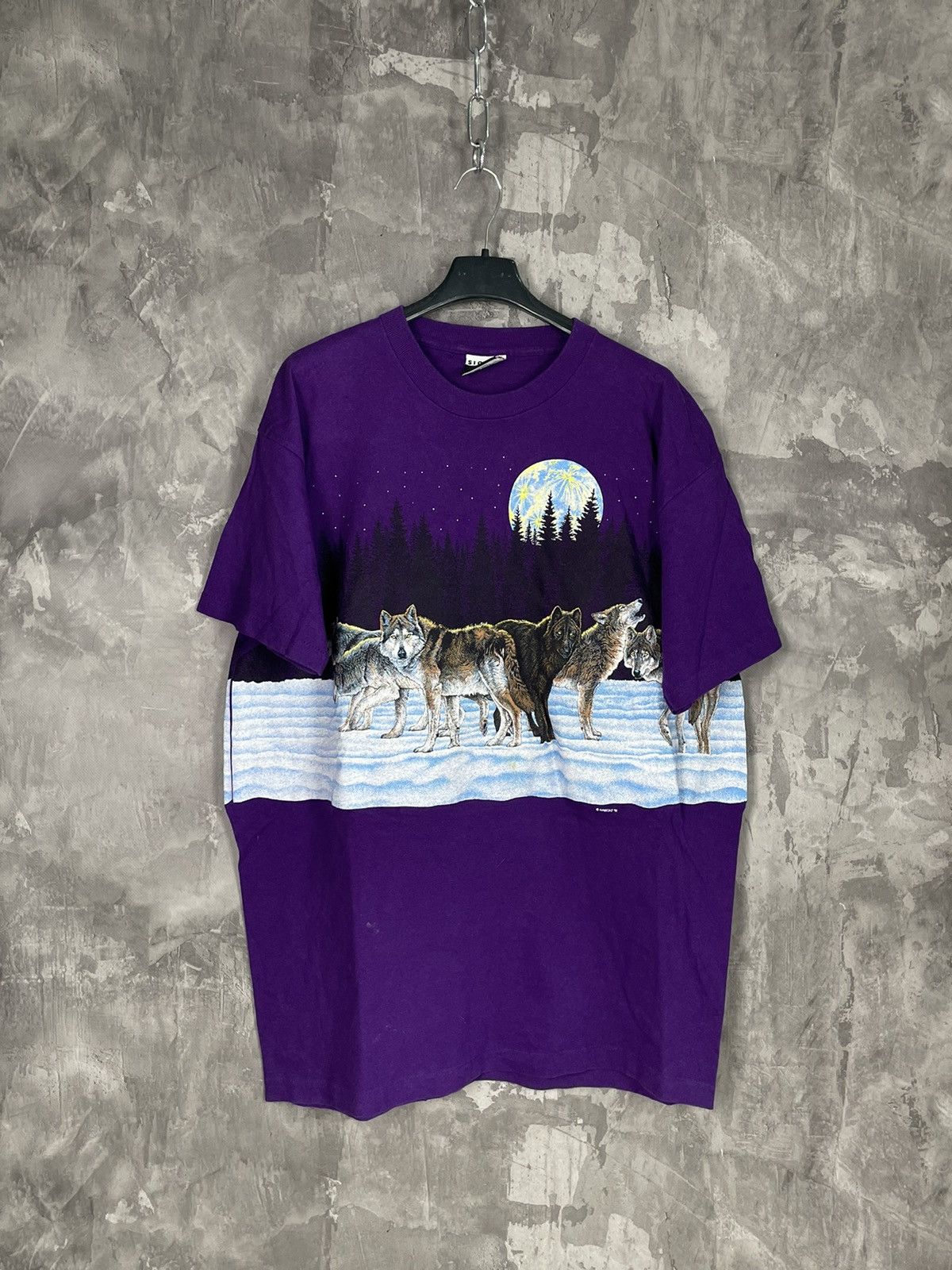 Vintage × Wild Things Vintage Wild Wolf Animal Retro Archive t-shirt Size US L / EU 52-54 / 3 - 1 Thumbnail