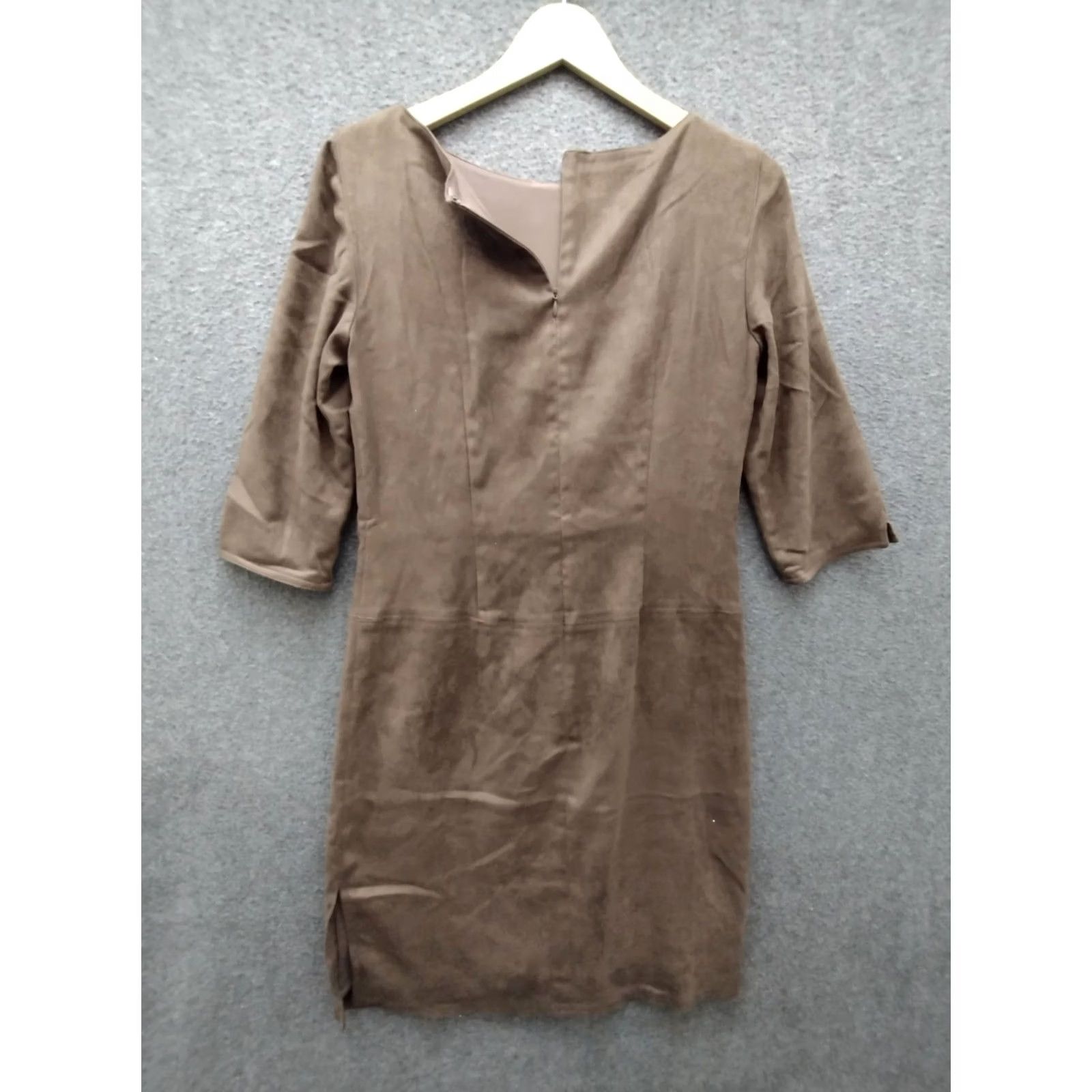 Velvet David Warren 3/4 Sleeve Round Neck Solid Brown Velvet Midi Zip Back Size 6 Dress Vintage Womens Brown Velvet Midi Zip Back 3/4 Sleeve Size M / US 6-8 / IT 42-44 - 2 Thumbnail