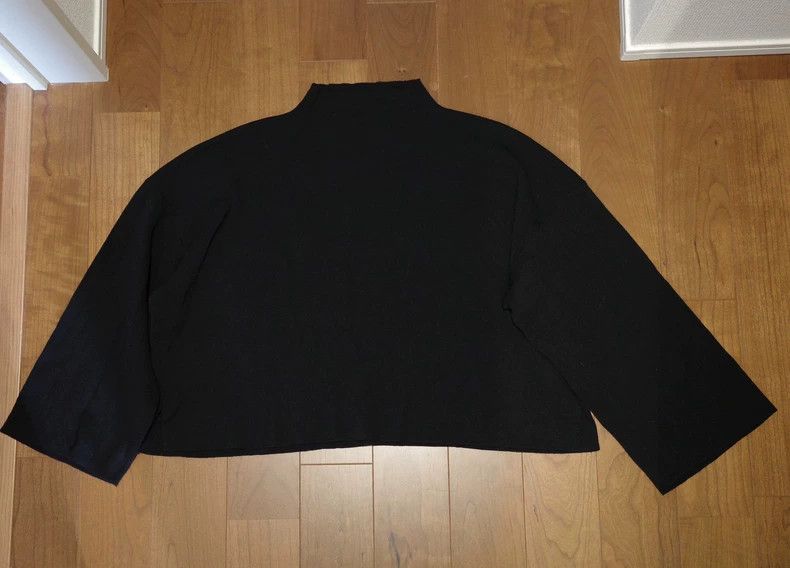 Issey Miyake issey miyake Black knitted top 2506-Nextarrow Size M / US 6-8 / IT 42-44 - 1 Thumbnail