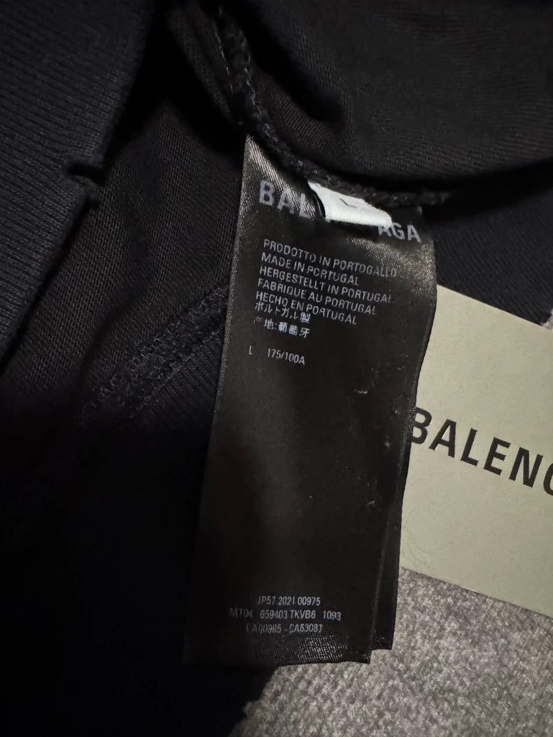 Balenciaga Balenciaga Black old hooded sweater with holes. Size US L / EU 52-54 / 3 - 4 Thumbnail