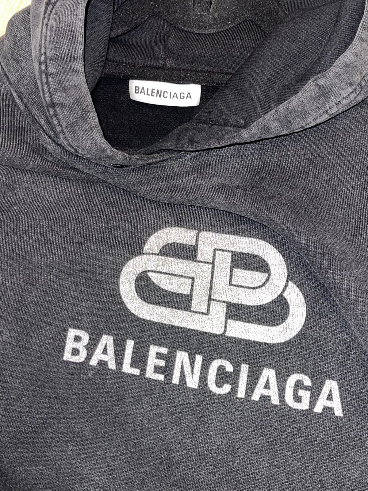 Balenciaga Balenciaga Glitter Hoodie Size US M / EU 48-50 / 2 - 10 Thumbnail