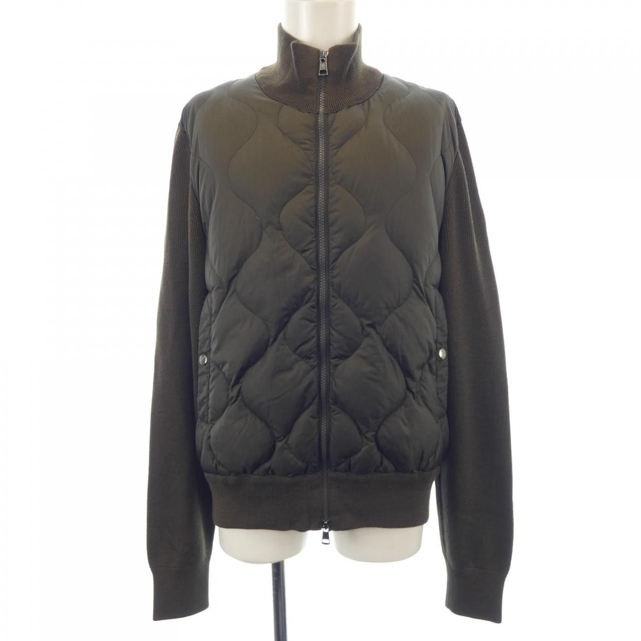 Moncler Moncler Moncler Down Jacket Others Outerwear 20919411100 DUTY FREE for USA Size ONE SIZE - 1 Thumbnail