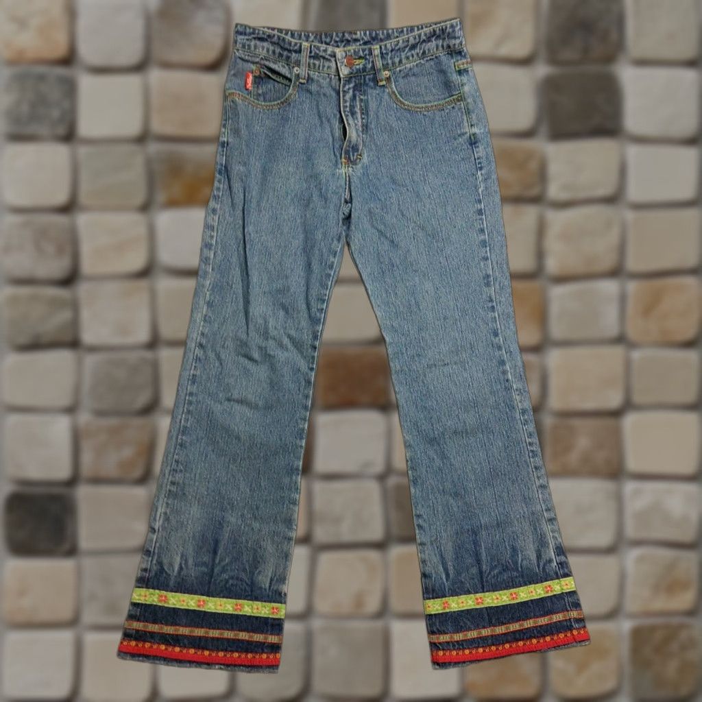 Denime VINTAGE Outlaw Jeans Womens 7 Blue Denim Light Wash 5-Pocket High Rise Regular Fit Jeans Womens Styles 90s Hippie Cowgirl USA Size 27" / US 4 / IT 40 - 1 Thumbnail