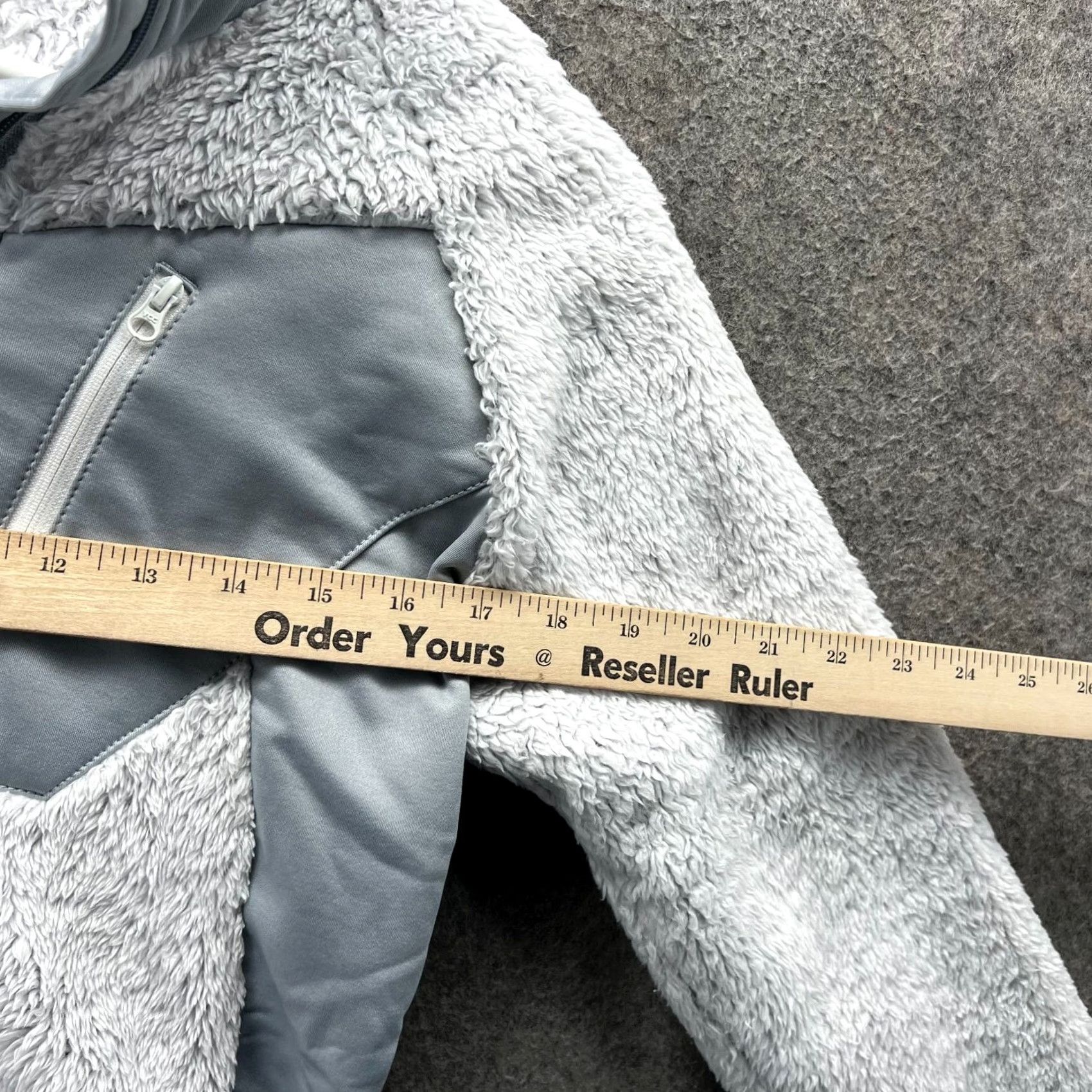 Vintage Columbia Jacket Womens Small Gray Fuzzy Sherpa Softshell Full Zip Winter Size S / US 4 / IT 40 - 3 Thumbnail
