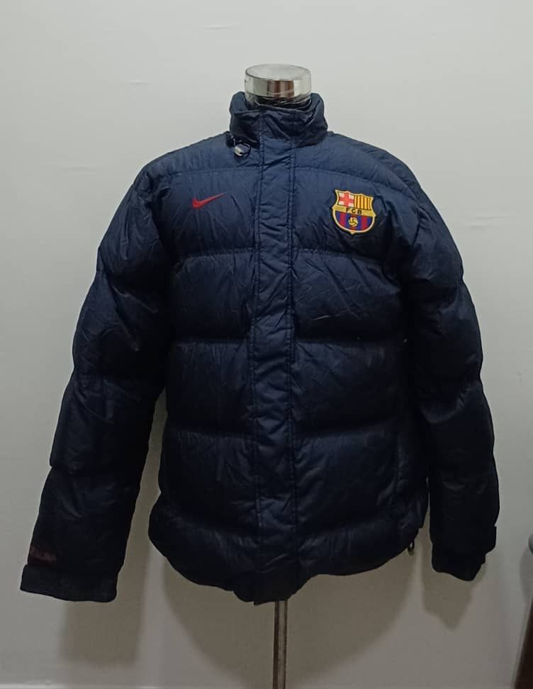 Nike Vintage NIKE T90 FC BARCELONA TRAINING PUFFER JACKET Size US M / EU 48-50 / 2 - 1 Thumbnail